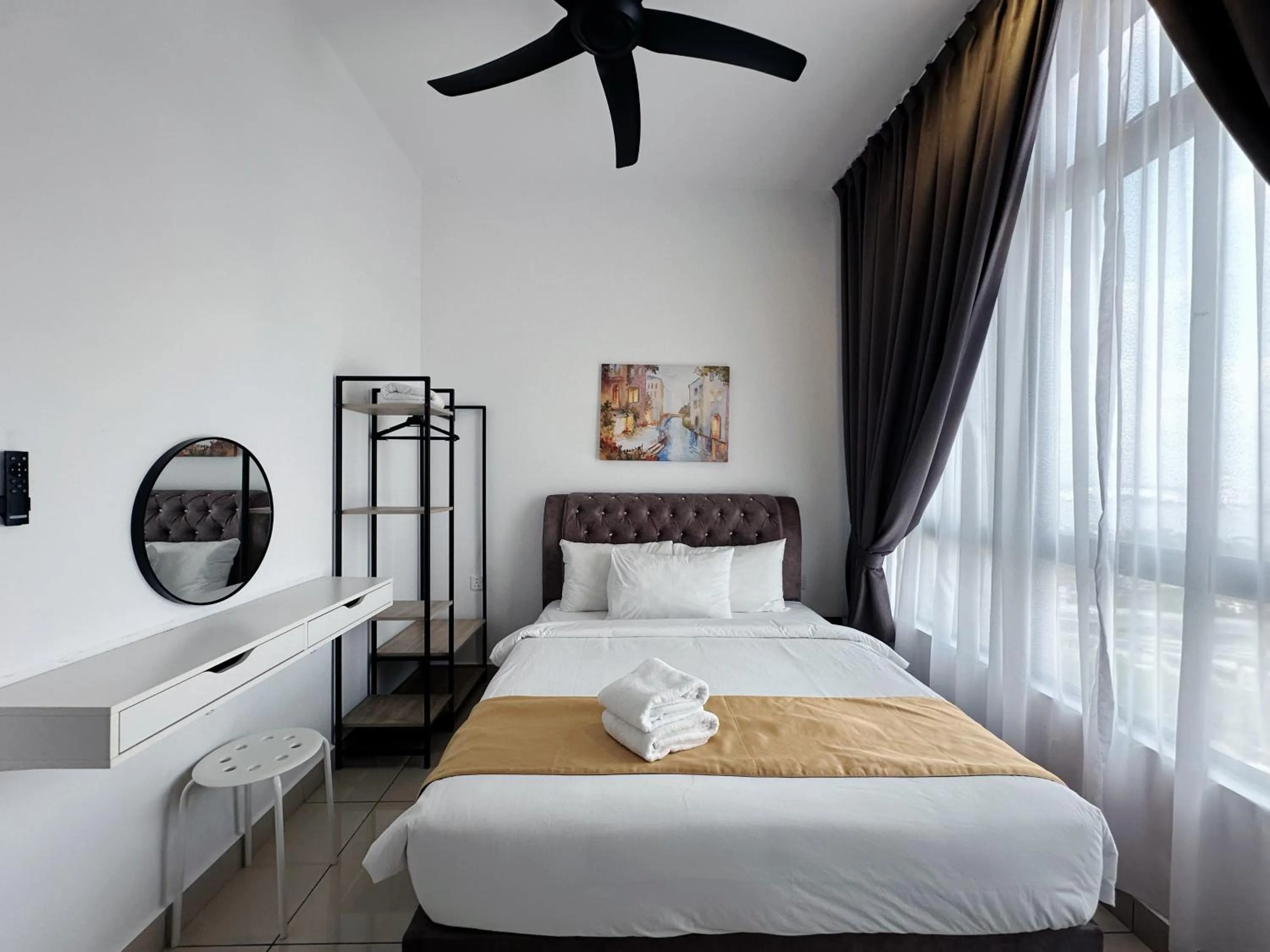 Bed in Twin Tower Johor Bahru by Glex