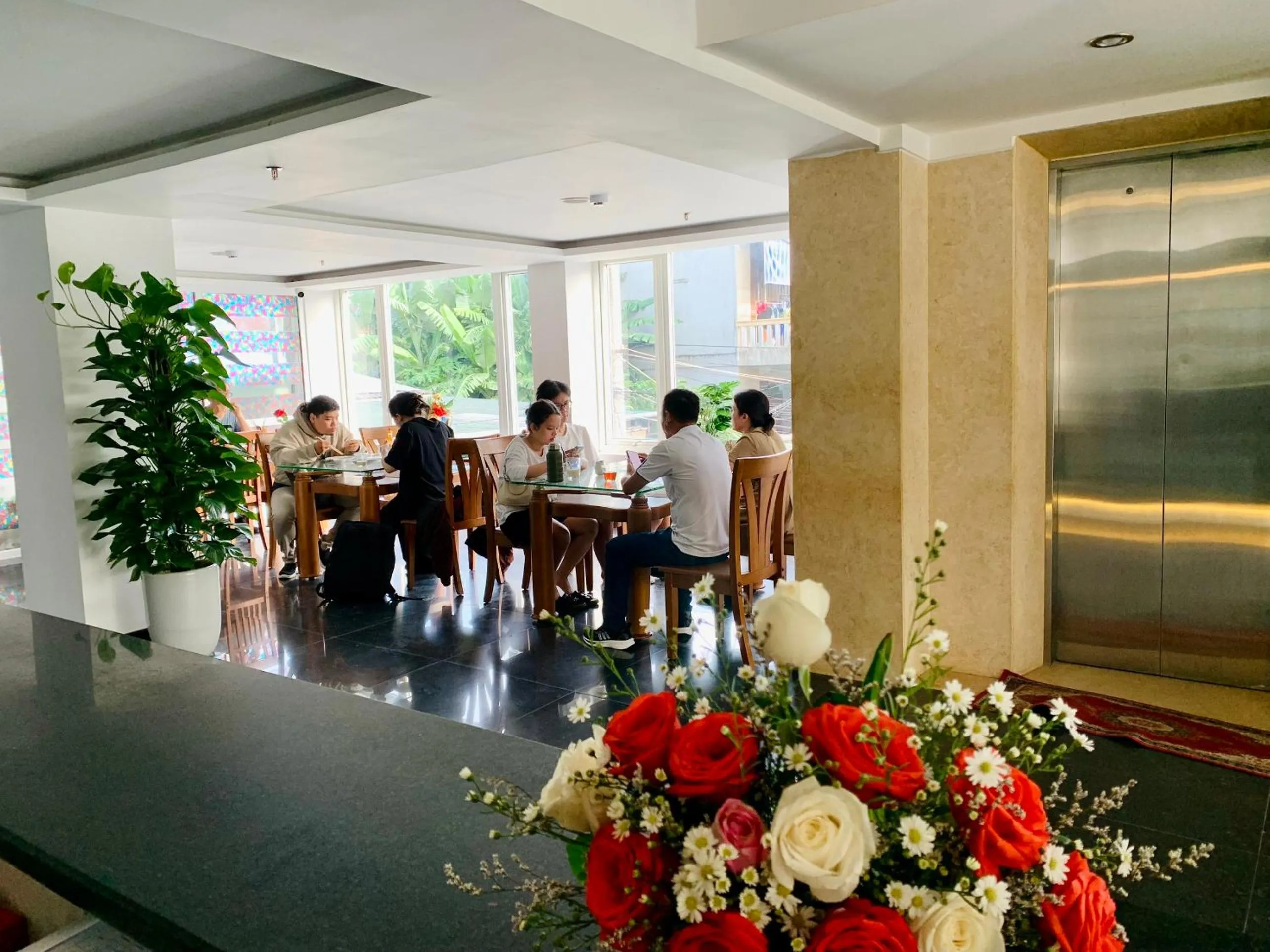 Restaurant/places to eat in Vina Hotel Hue