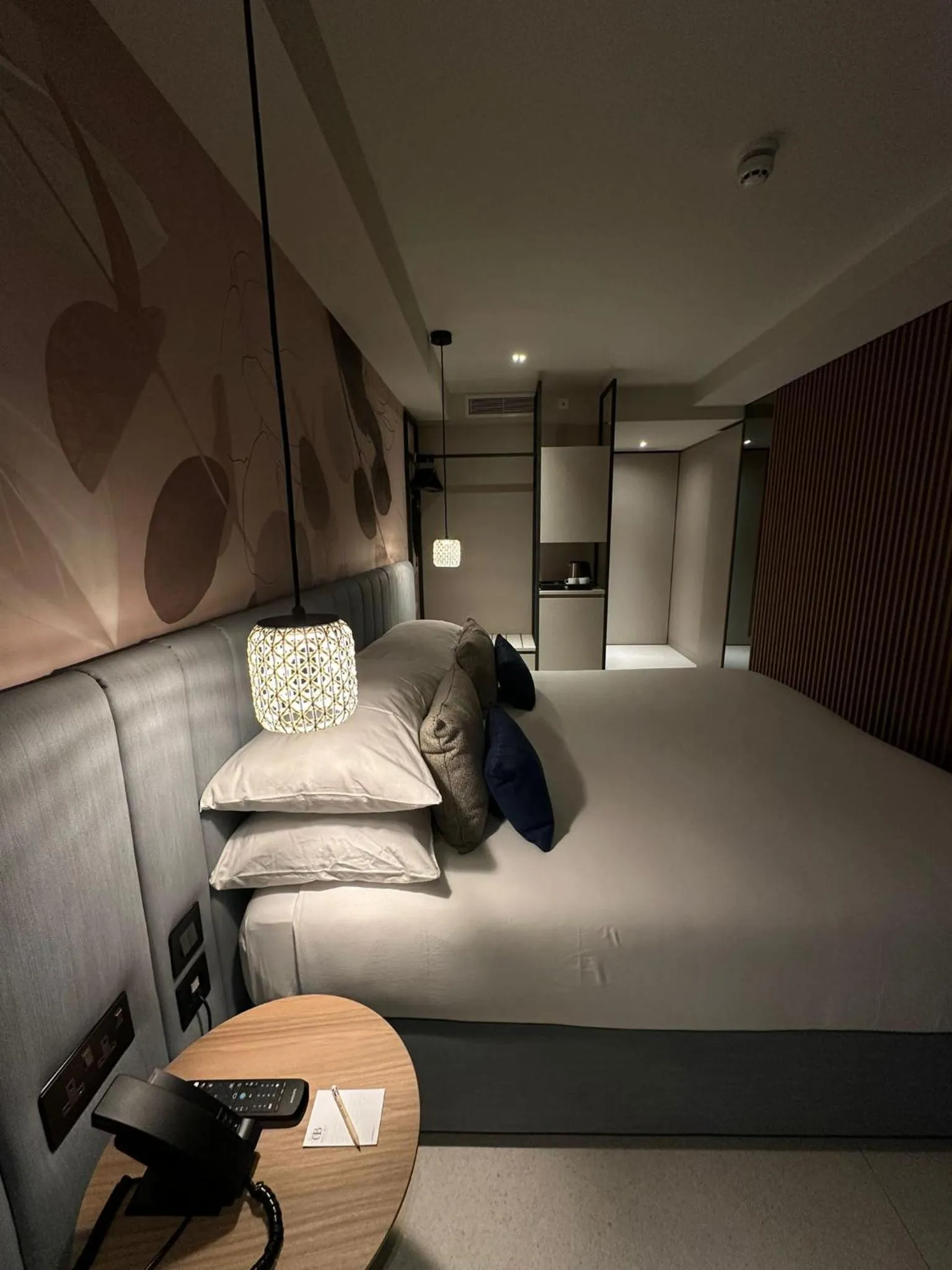 Photo of the whole room, Bed in Deep Blu Boutique Hotel