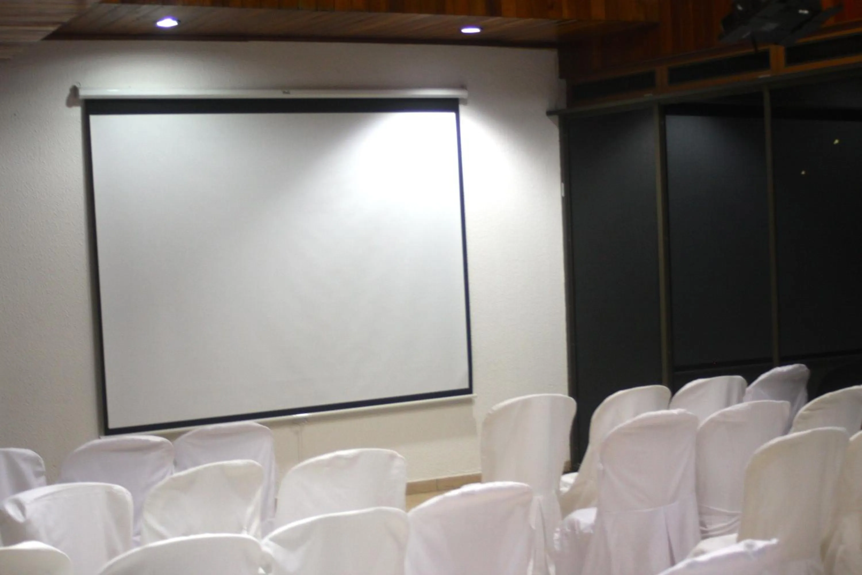 Meeting/conference room in La Posada del Arcangel