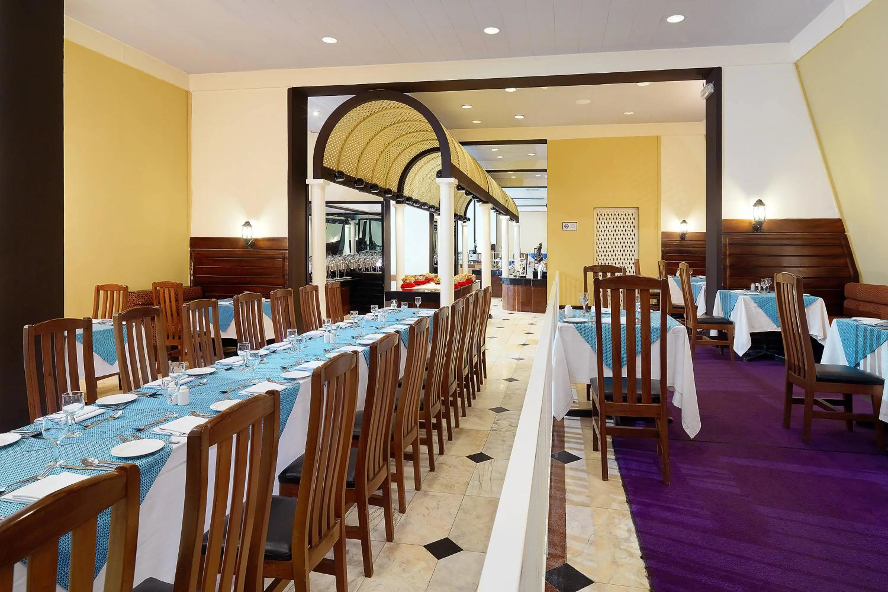 Restaurant/places to eat in Abuja Continental Hotel