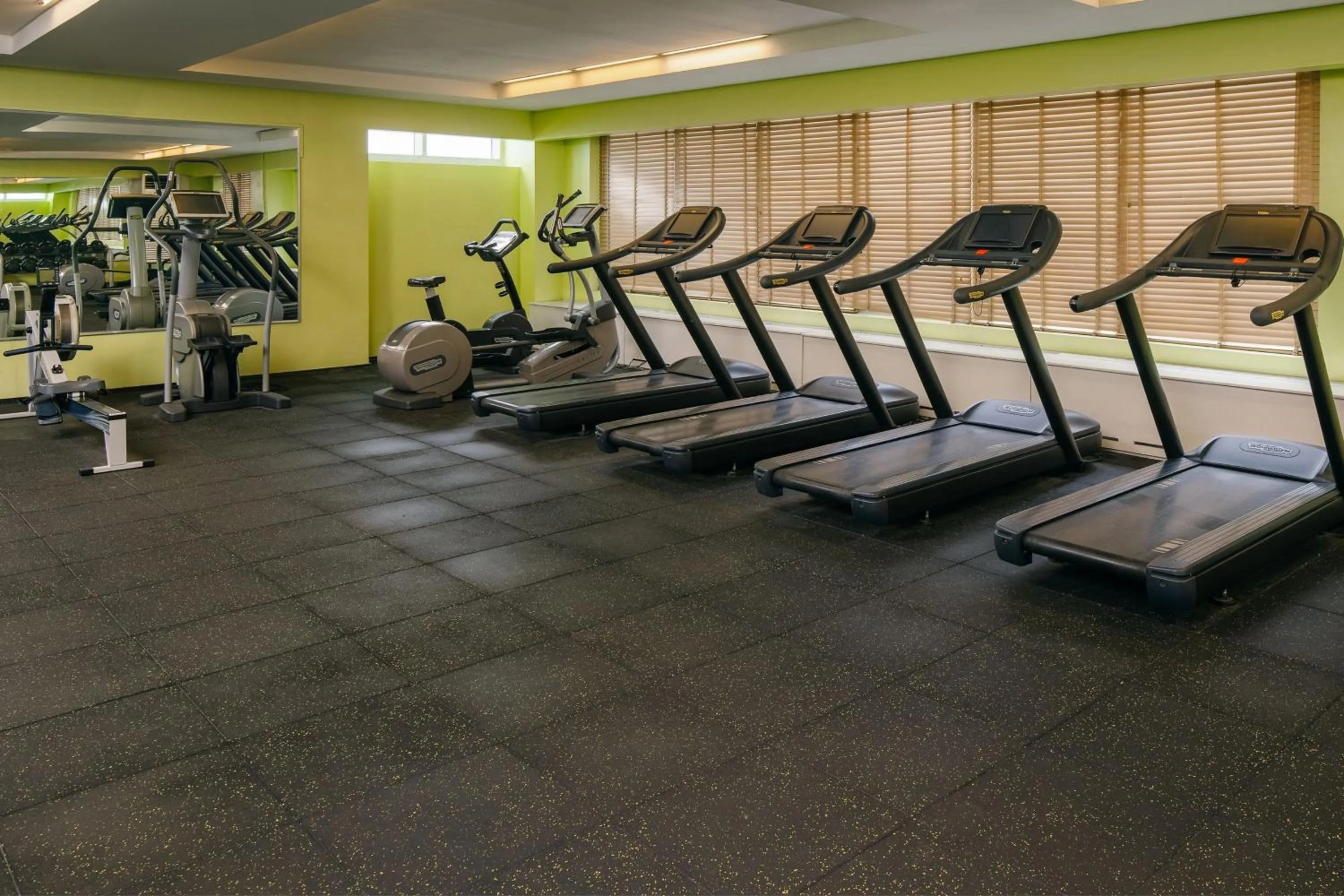 Fitness centre/facilities in Four Points by Sheraton Lagos