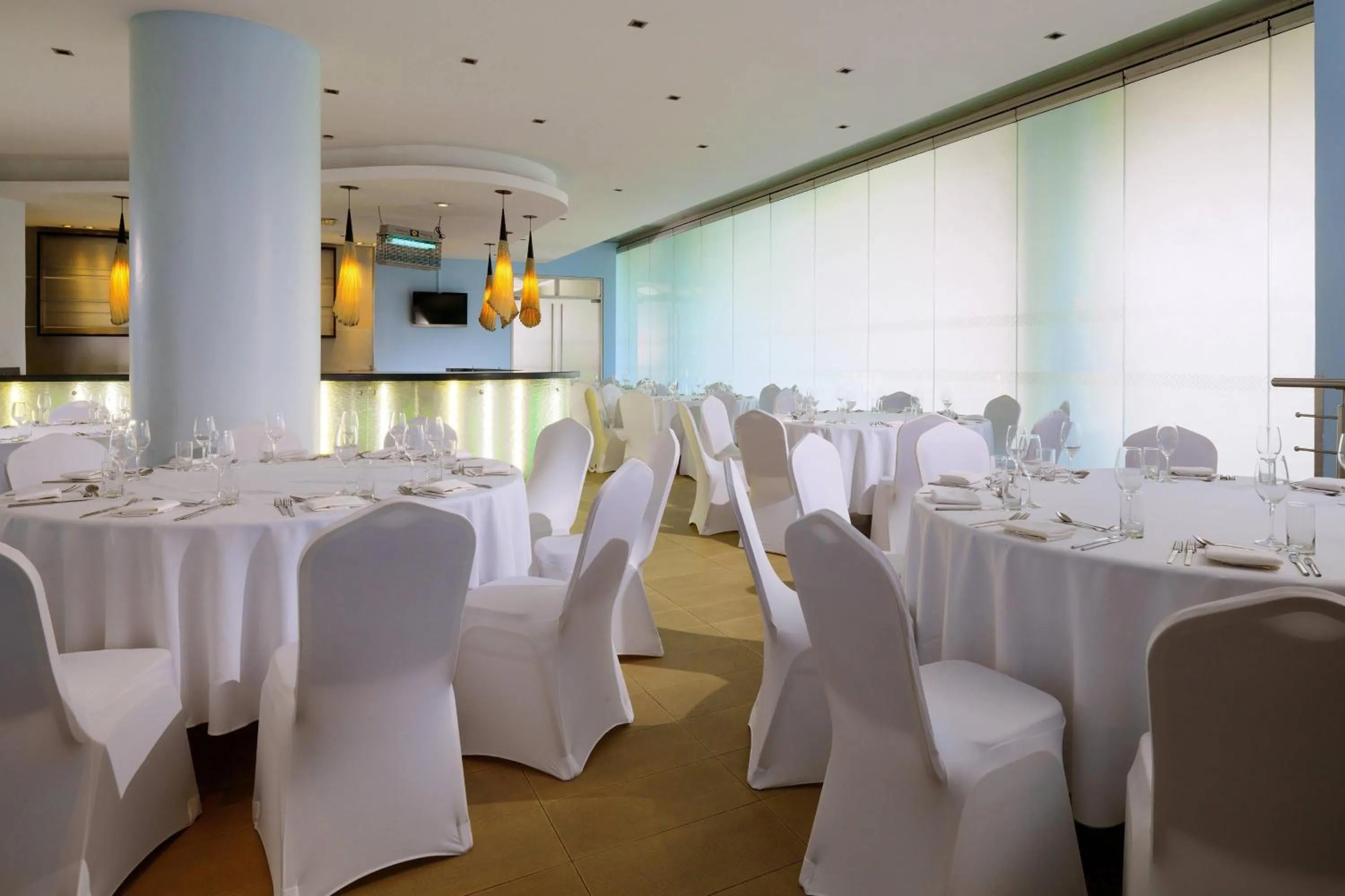 Lounge or bar in Four Points by Sheraton Lagos