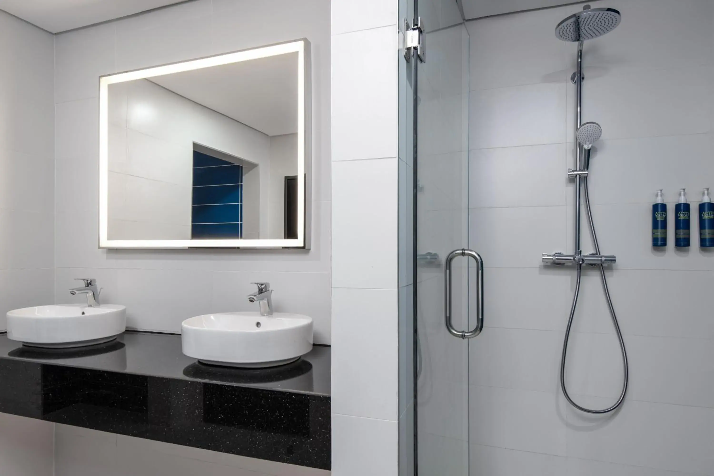 One-Bedroom Junior King Suite in Four Points by Sheraton Lagos One-Bedroom Junior King Suite in Four Points by Sheraton Lagos