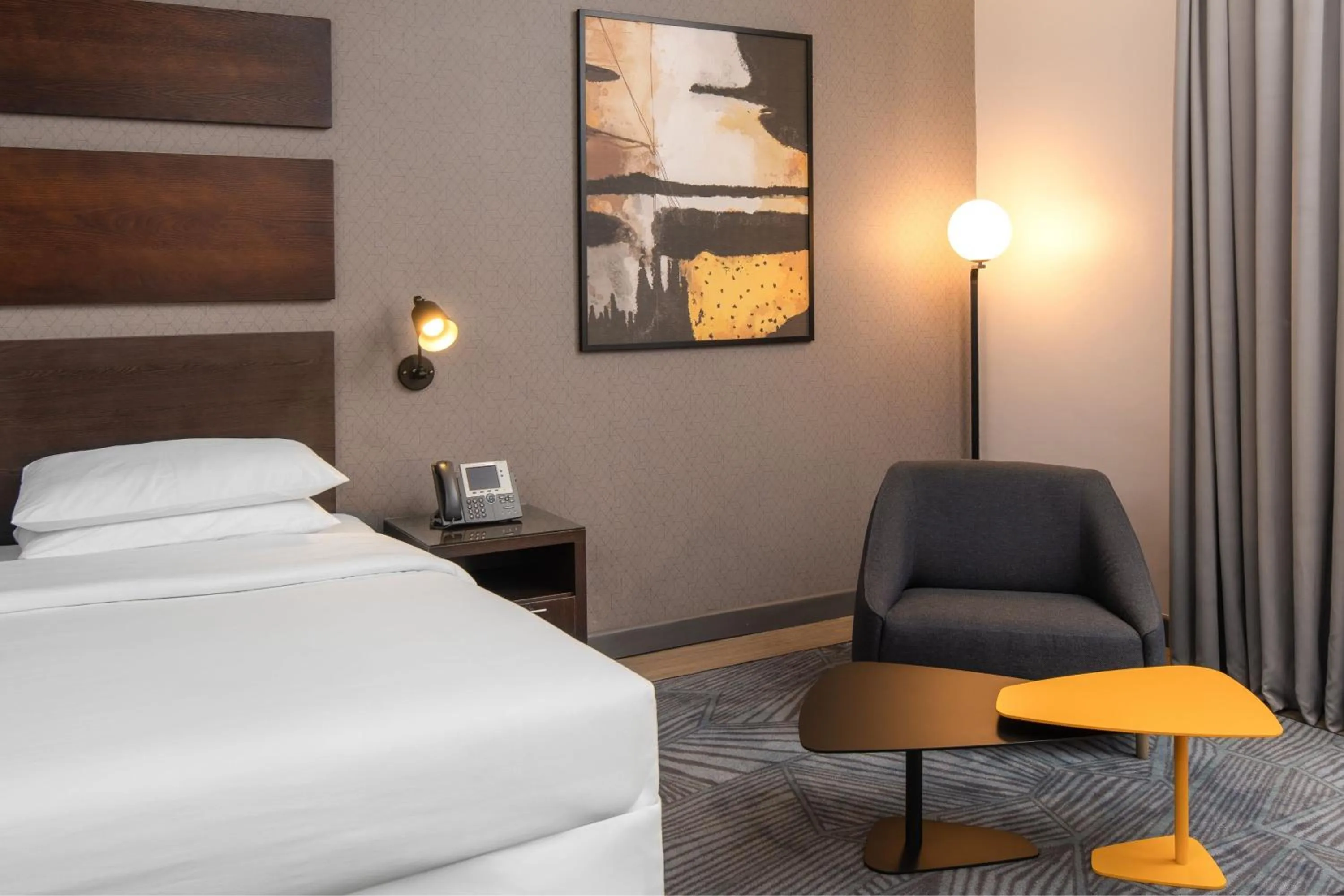 Photo of the whole room, Bed in Four Points by Sheraton Lagos