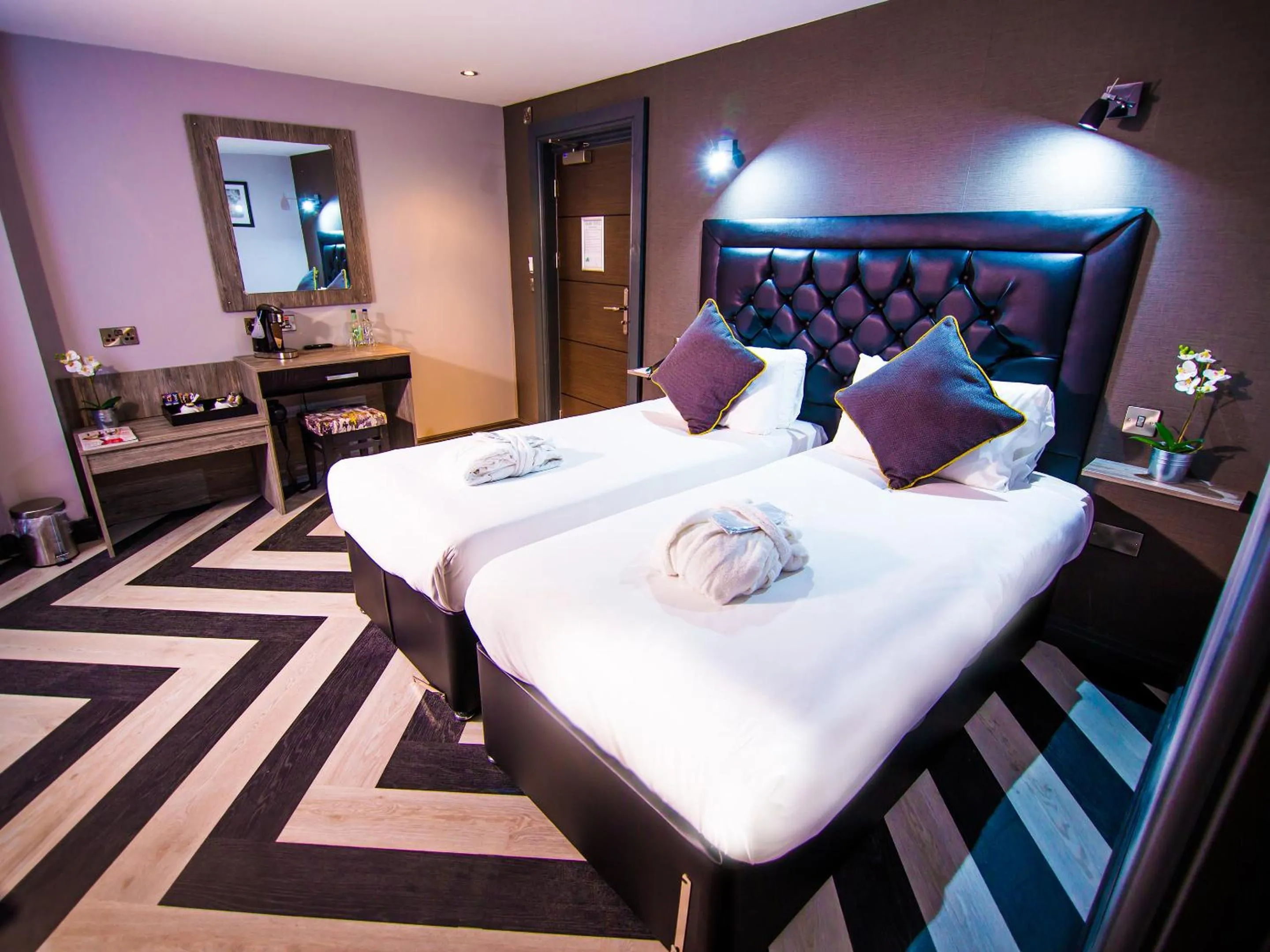 Bedroom, Bed in The Grand Hotel