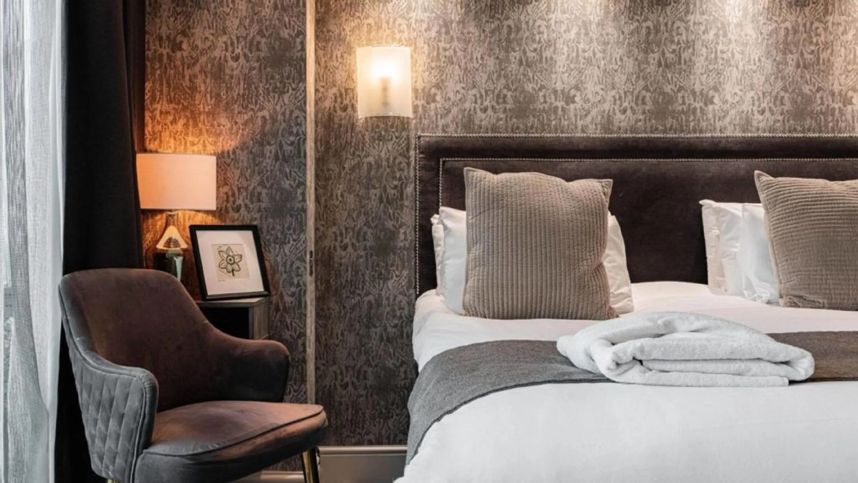 Bedroom, Bed in The Grand Hotel