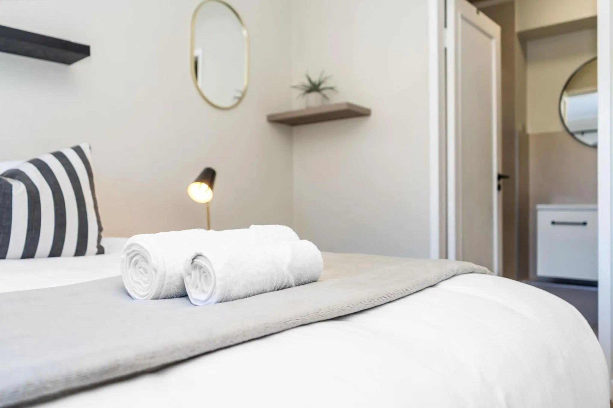 Other, Bed in Mayfair Luxury 212