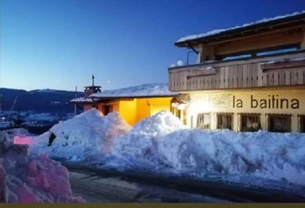 Property building in Hotel Ristorante La Baitina