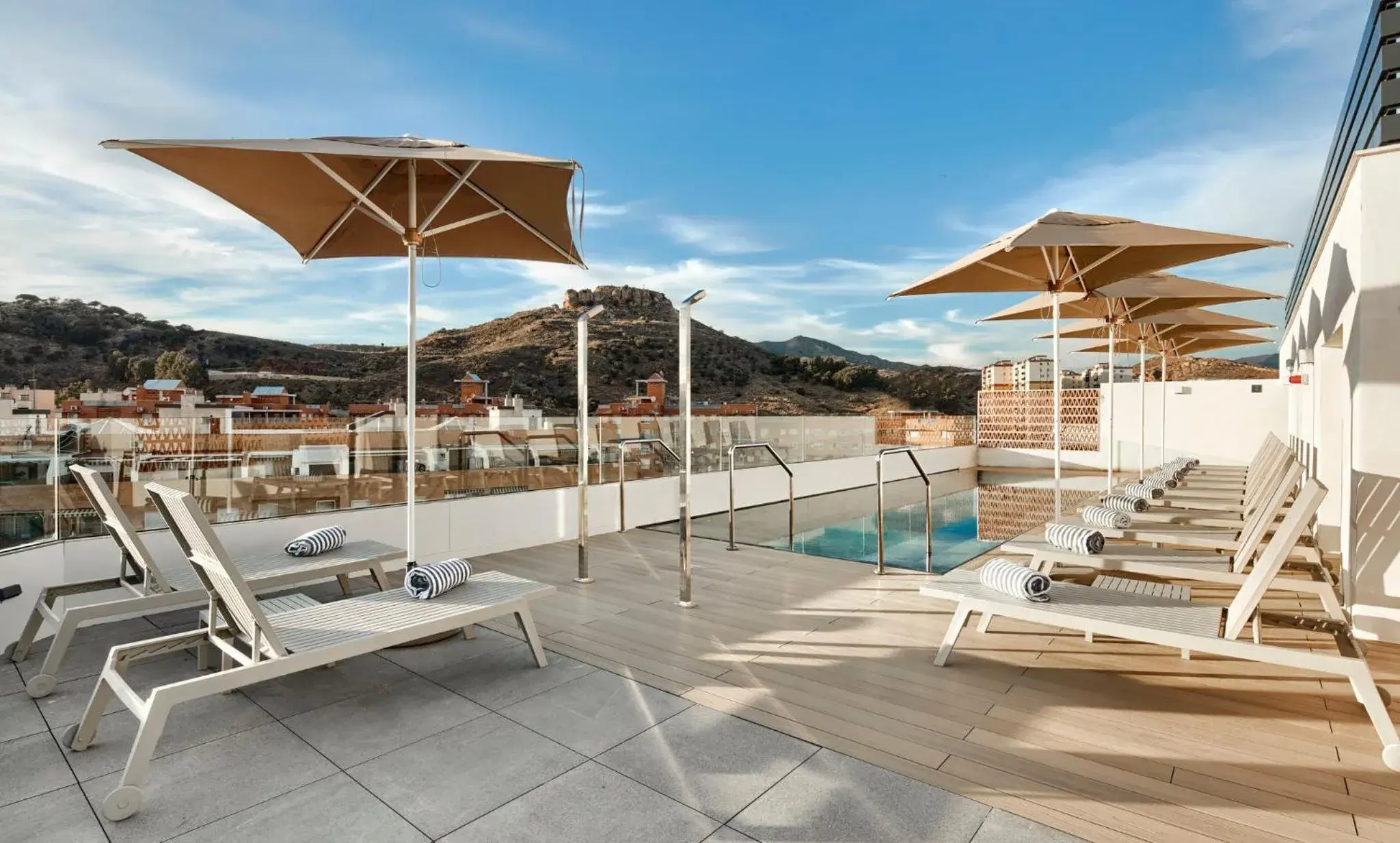 Swimming pool in Sercotel Rosaleda Málaga Swimming pool in Sercotel Rosaleda Málaga