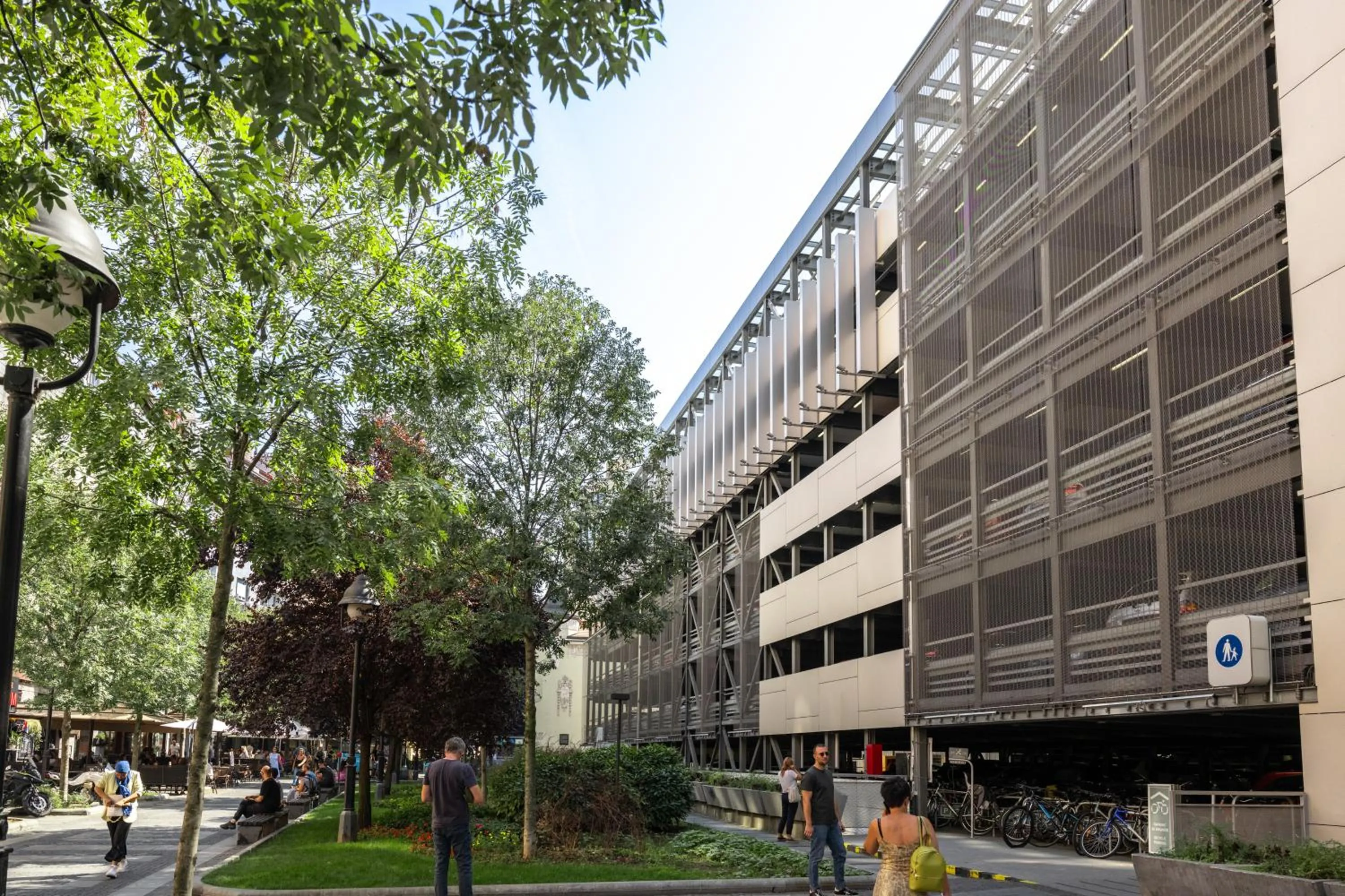 Parking in Prince Rooftop