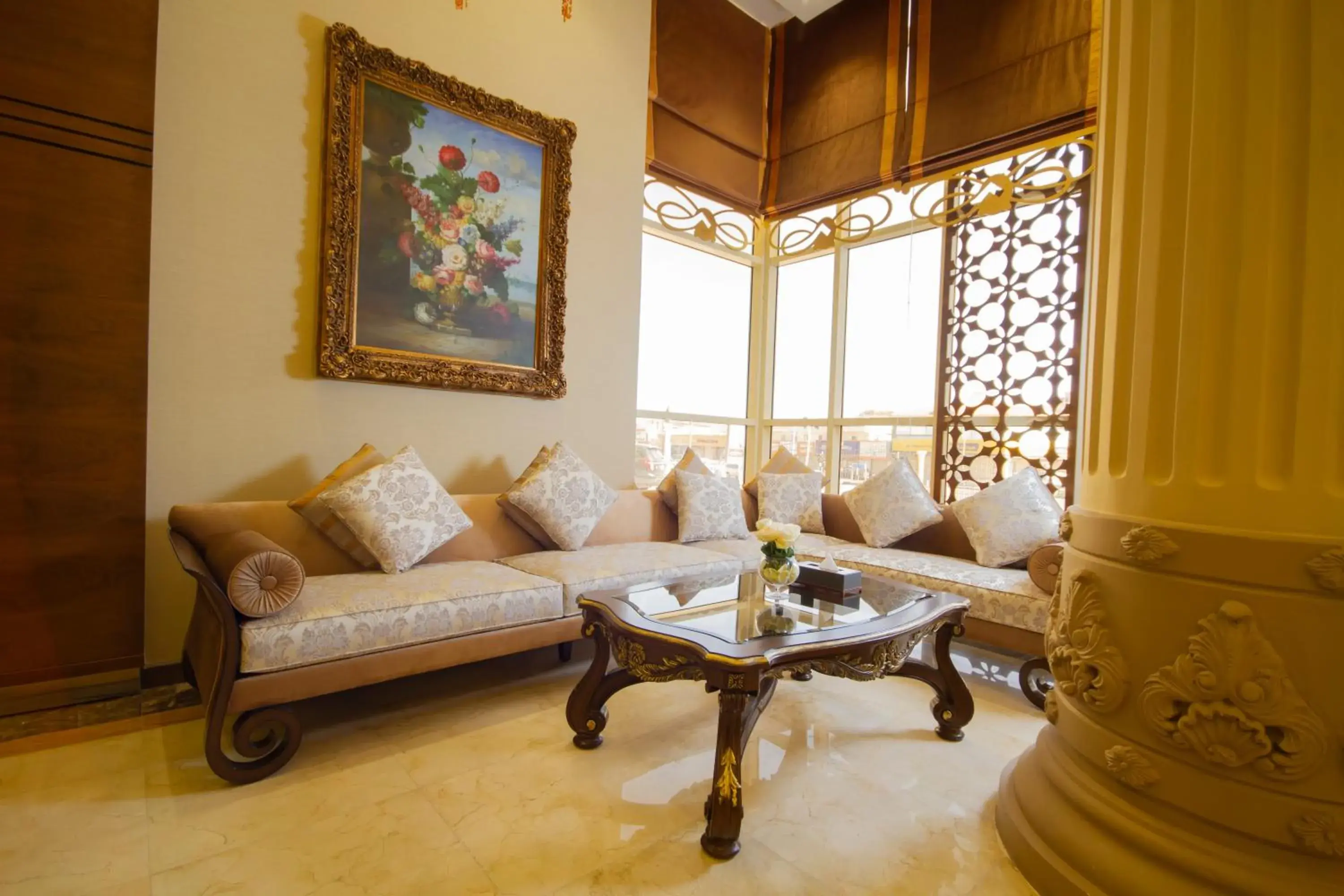 Property building in Cloud City Hotel Property building in Cloud City Hotel