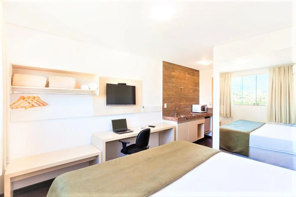 Bed in Front Hotel Expominas