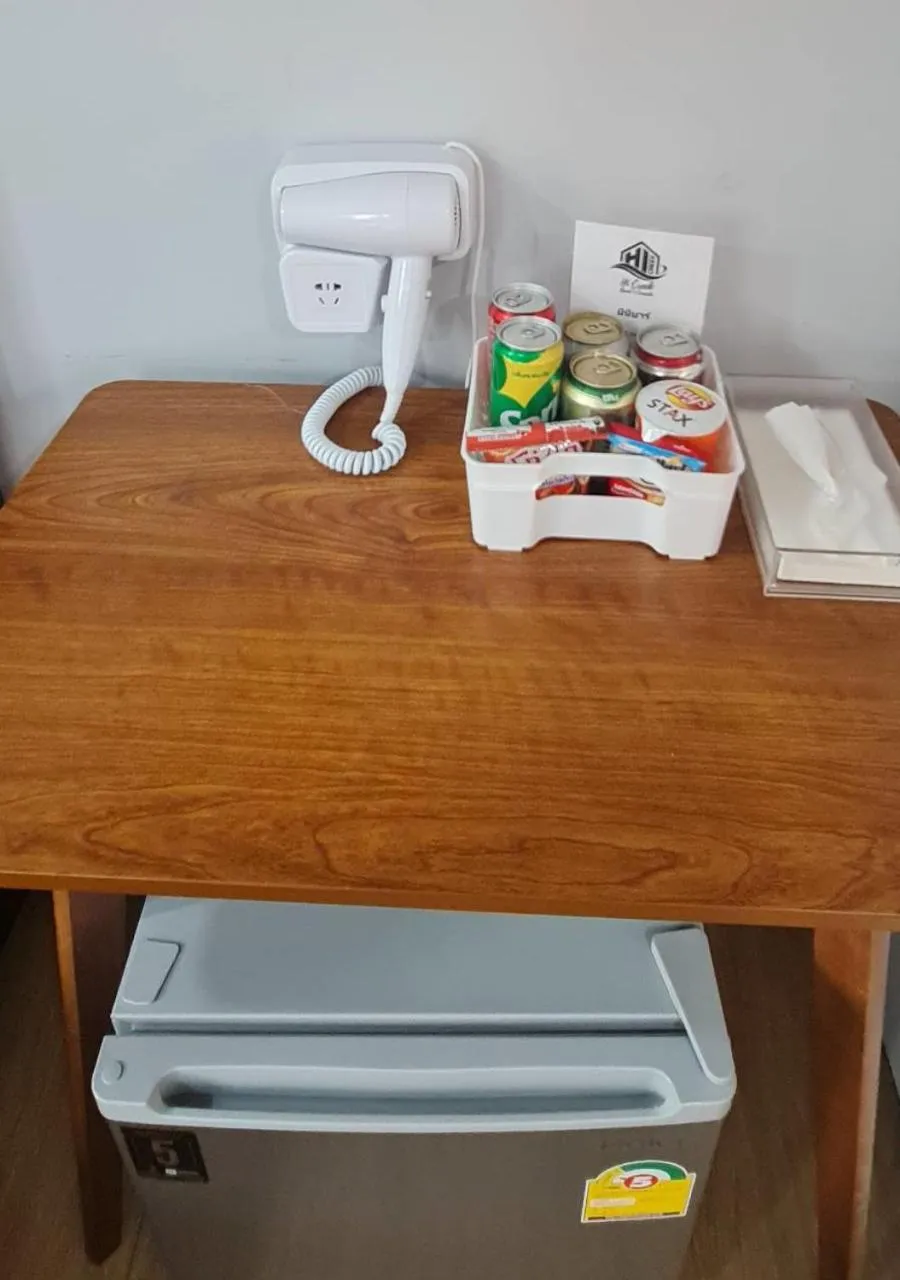 hair dresser in Hi Creek Resort