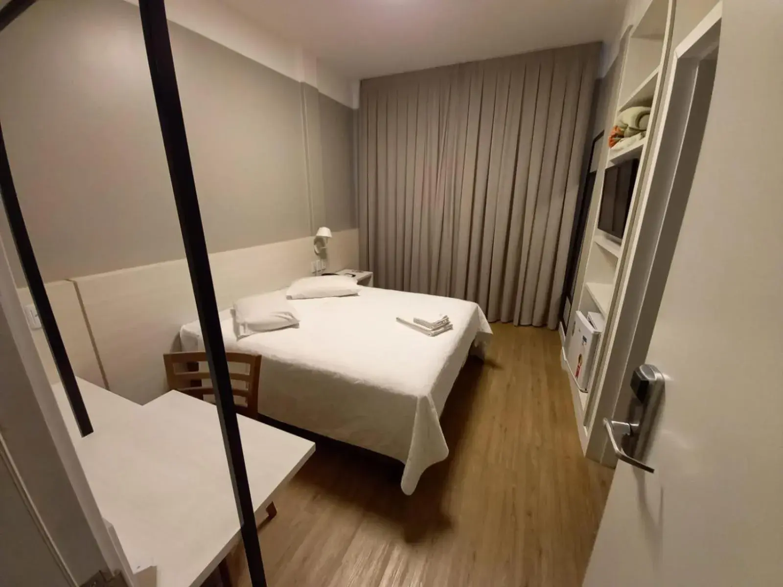 Bed in Hotel Emacite Flex Bed in Hotel Emacite Flex