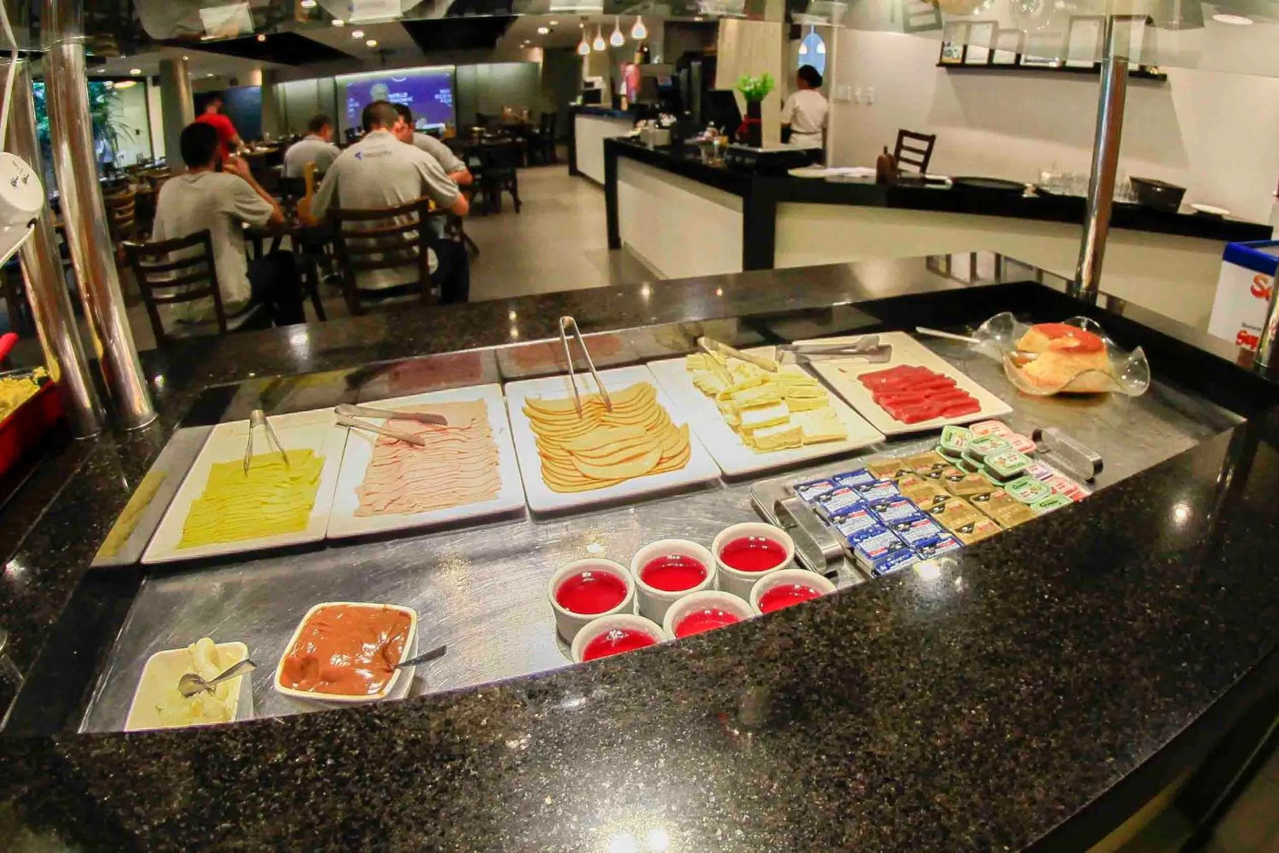 Breakfast in Hotel Emacite Flex