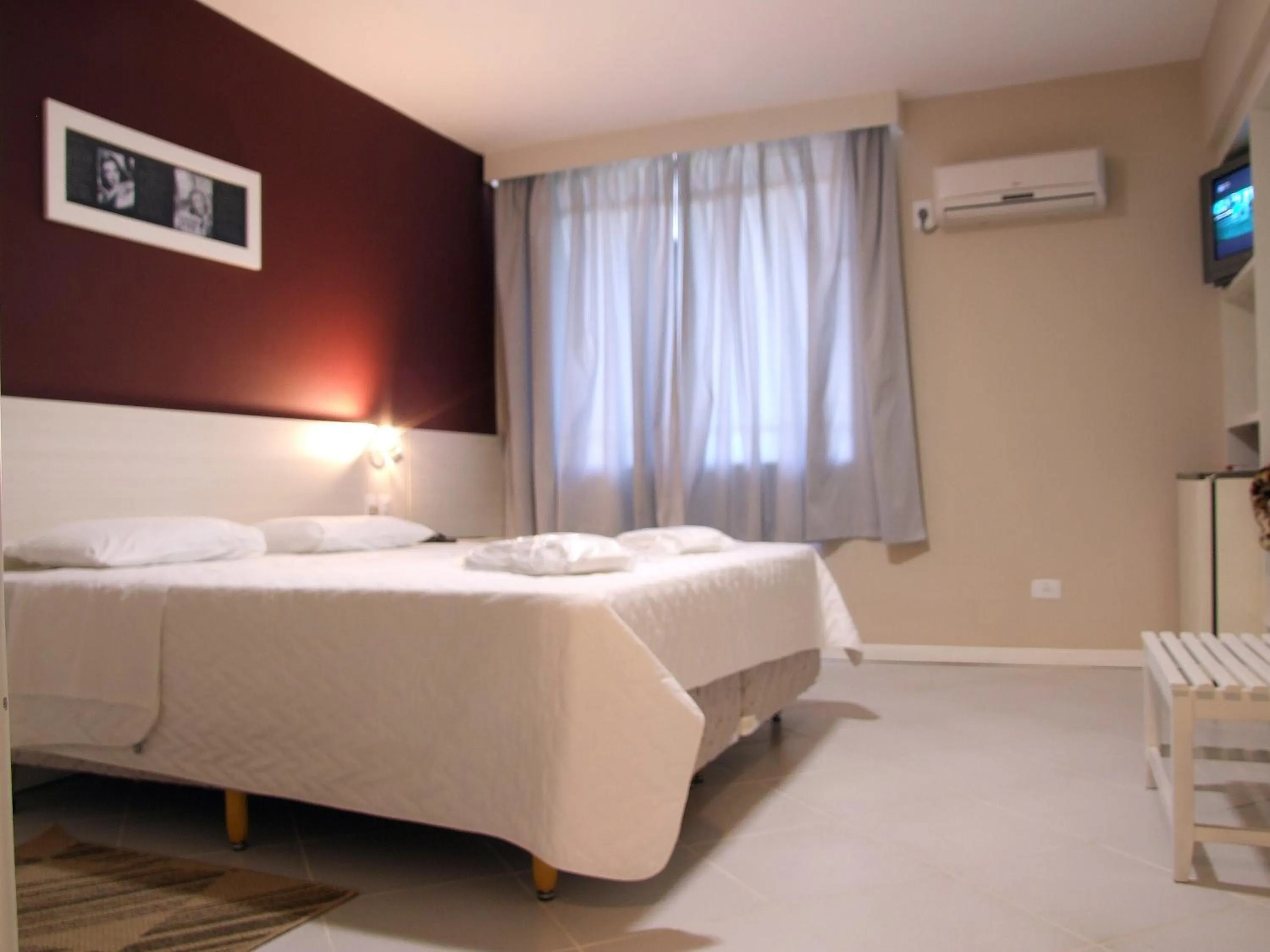 Photo of the whole room, Bed in Hotel Emacite Flex