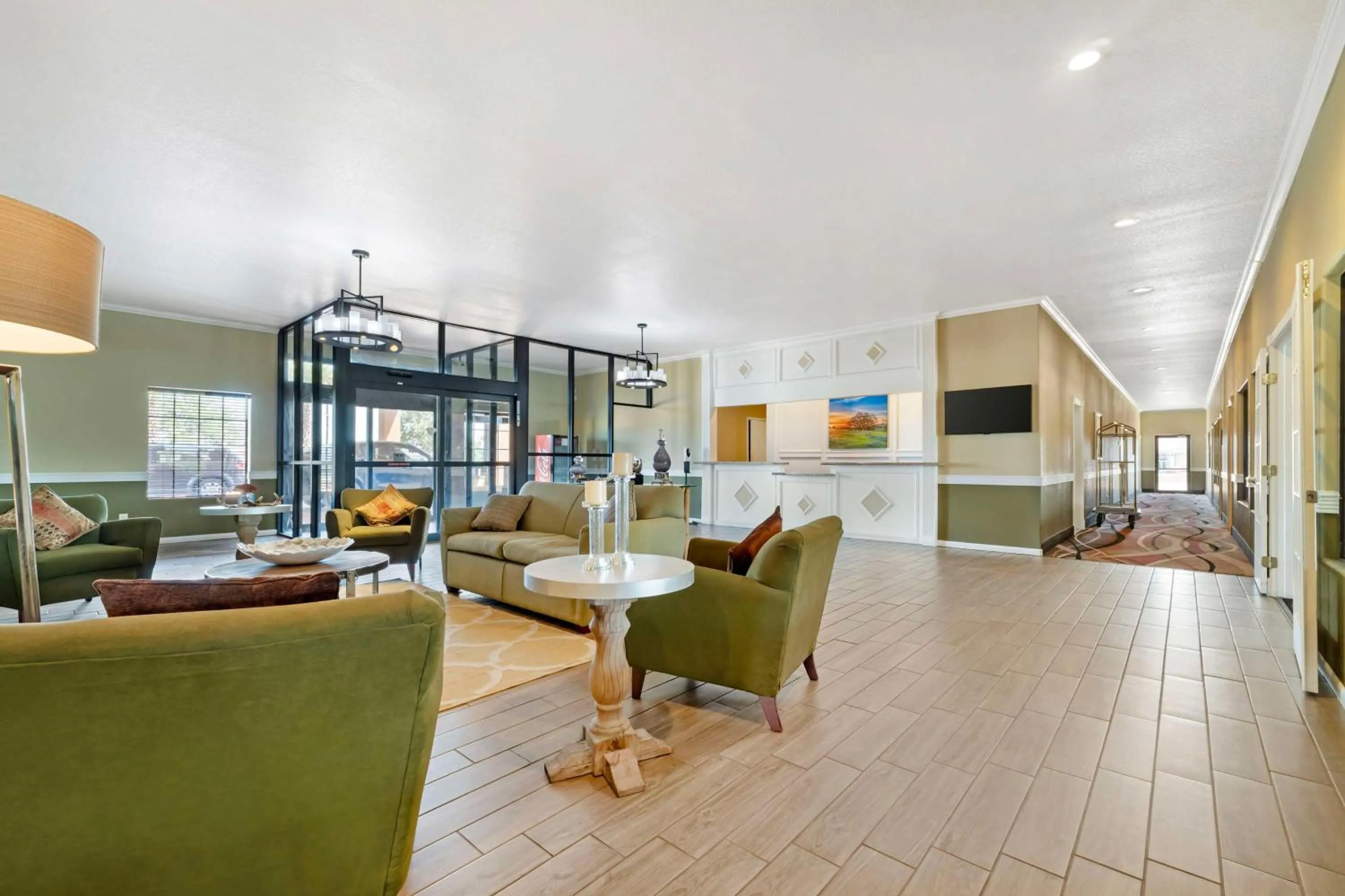 Lobby or reception in Best Western Hebbronville Inn