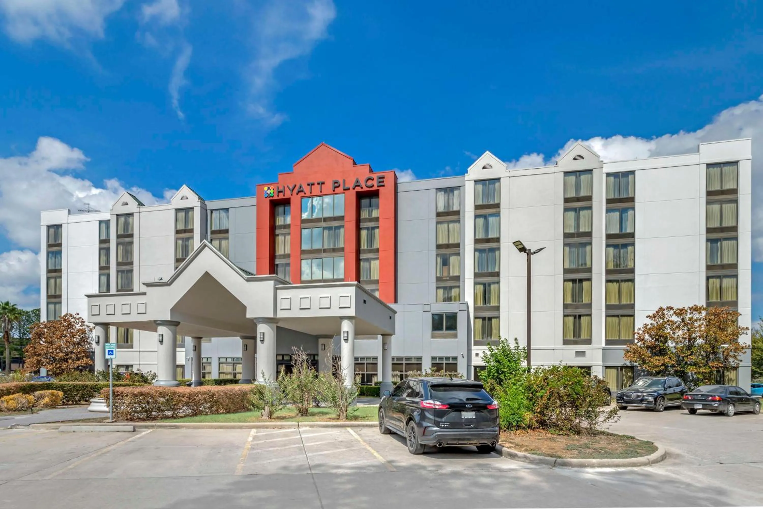 Property building in Hyatt Place Houston-North