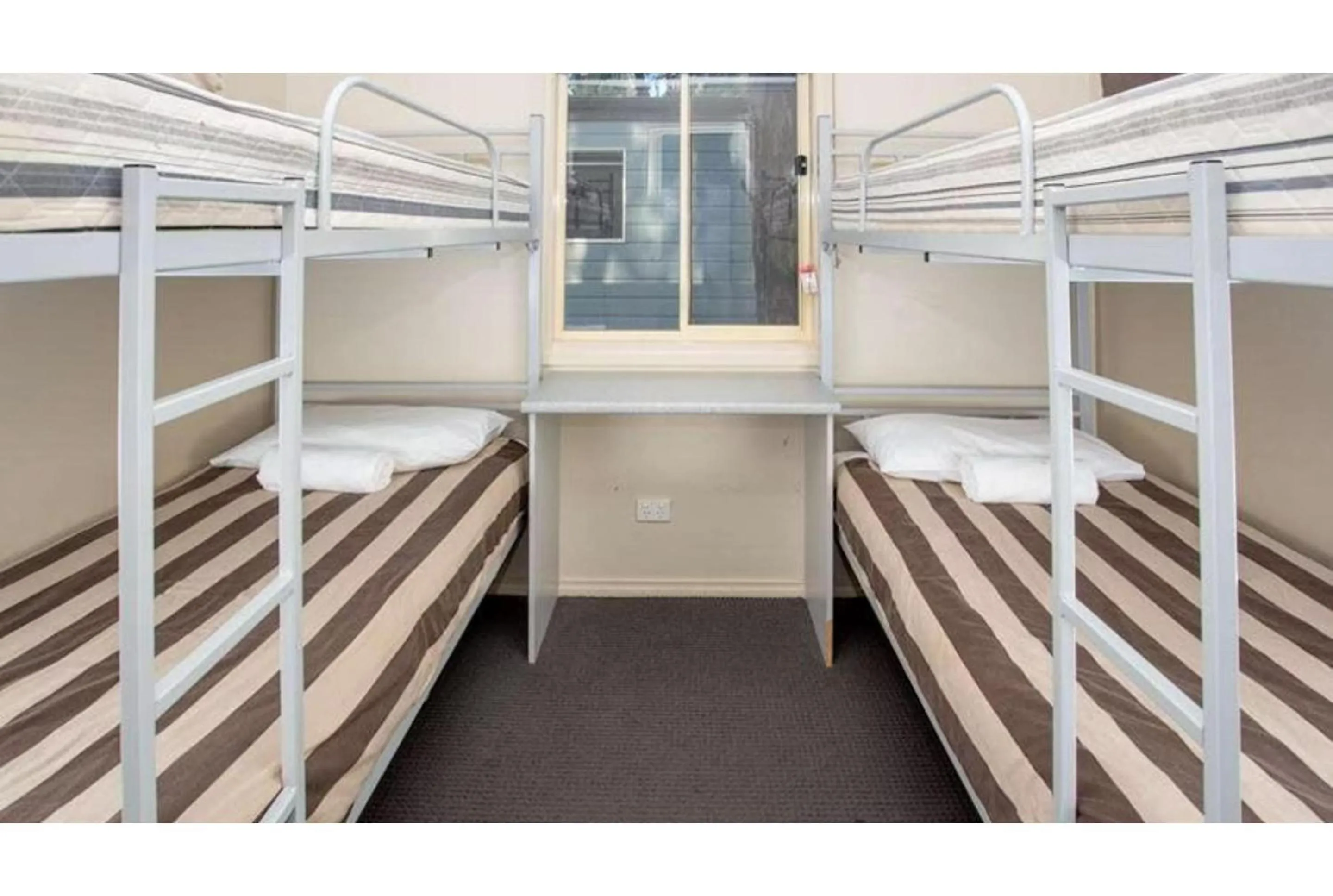 Bedroom, Bed in Discovery Parks - Renmark Riverfront