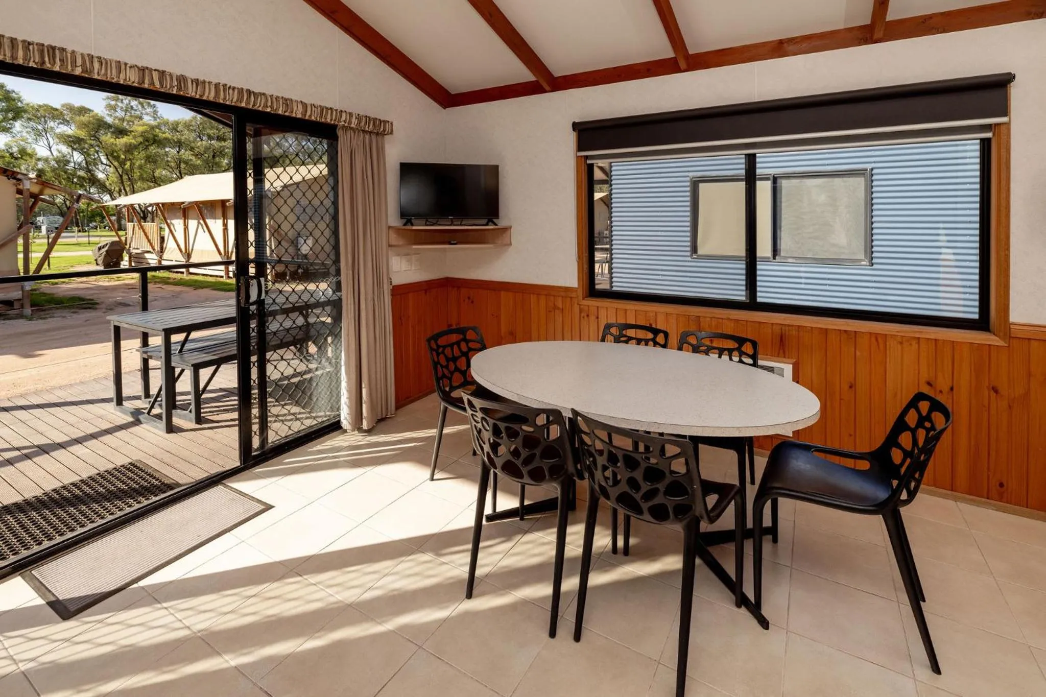 Patio in Discovery Parks - Renmark Riverfront