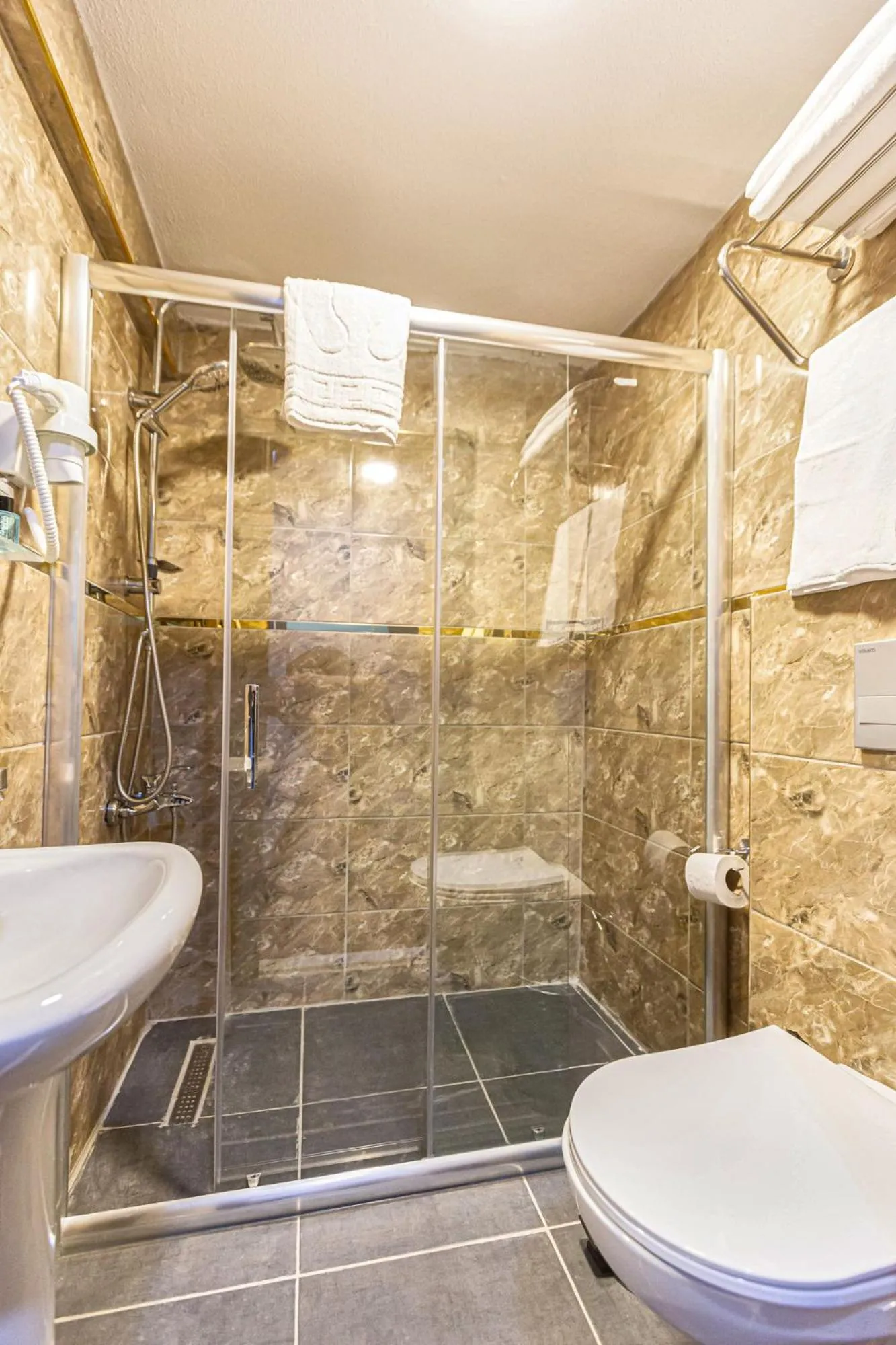 Bathroom in Ria Suites Boutique Hotel