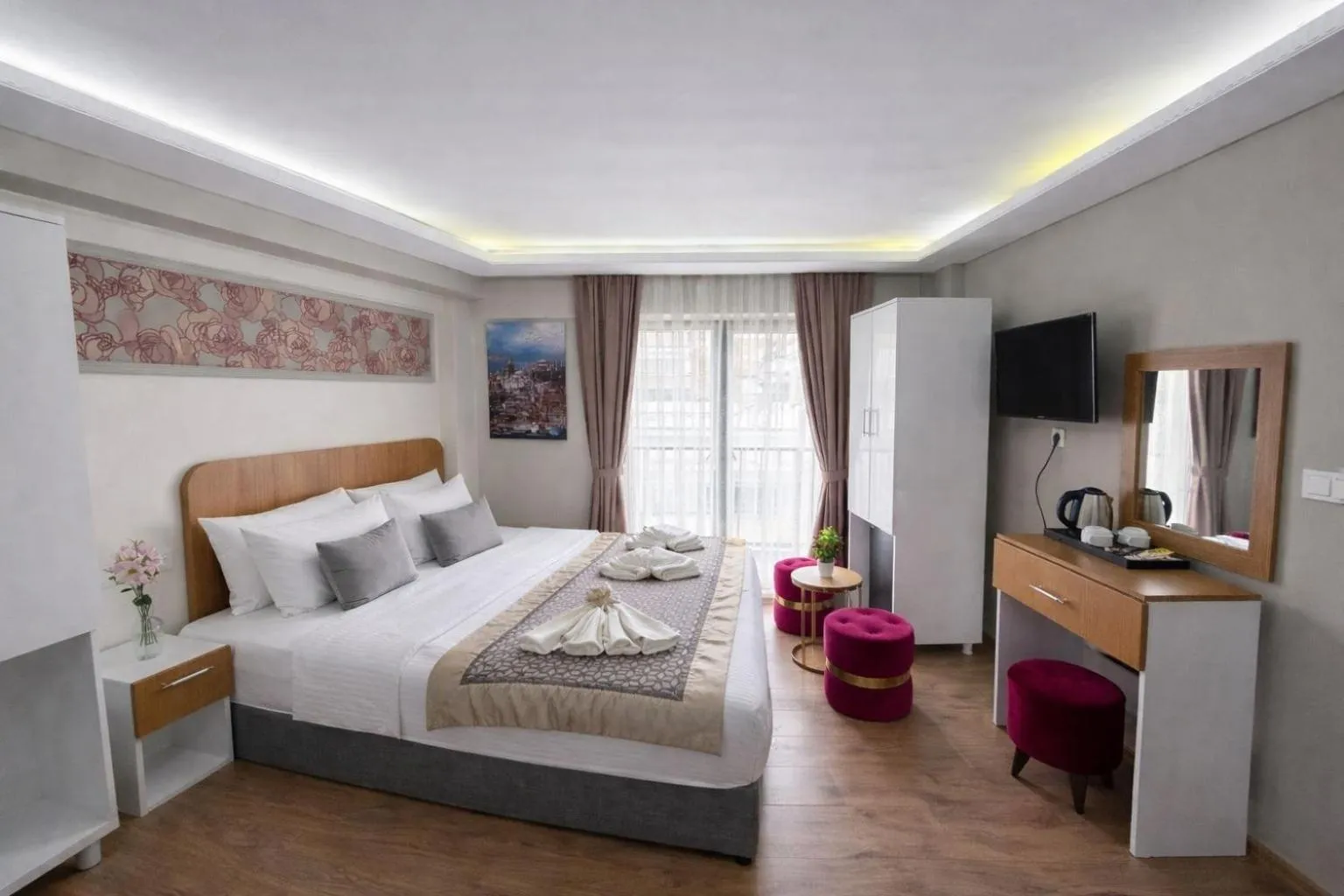 Bed in Ria Suites Boutique Hotel