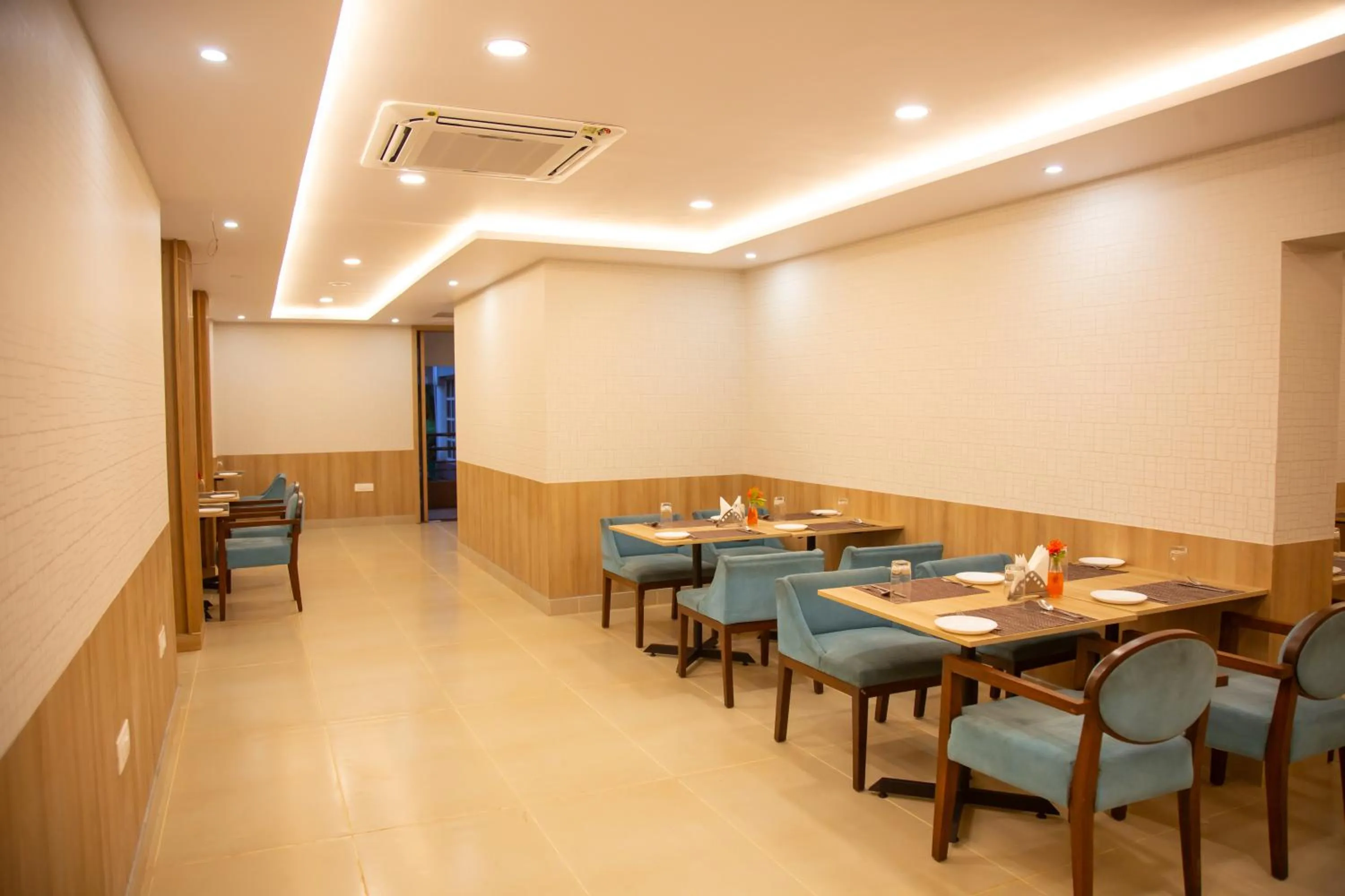 Restaurant/places to eat in Naveen Residency