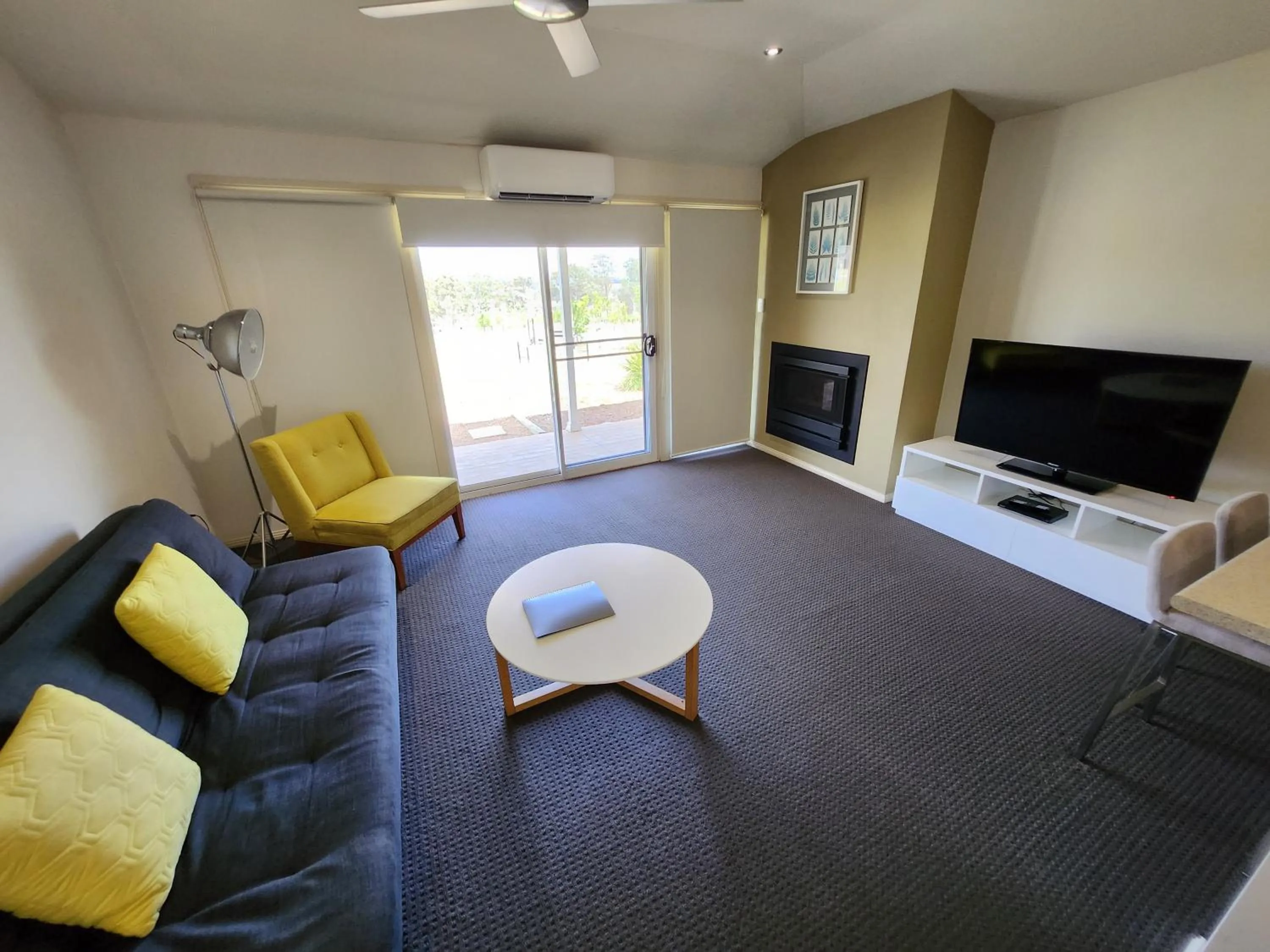 TV and multimedia in H Boutique Hotel