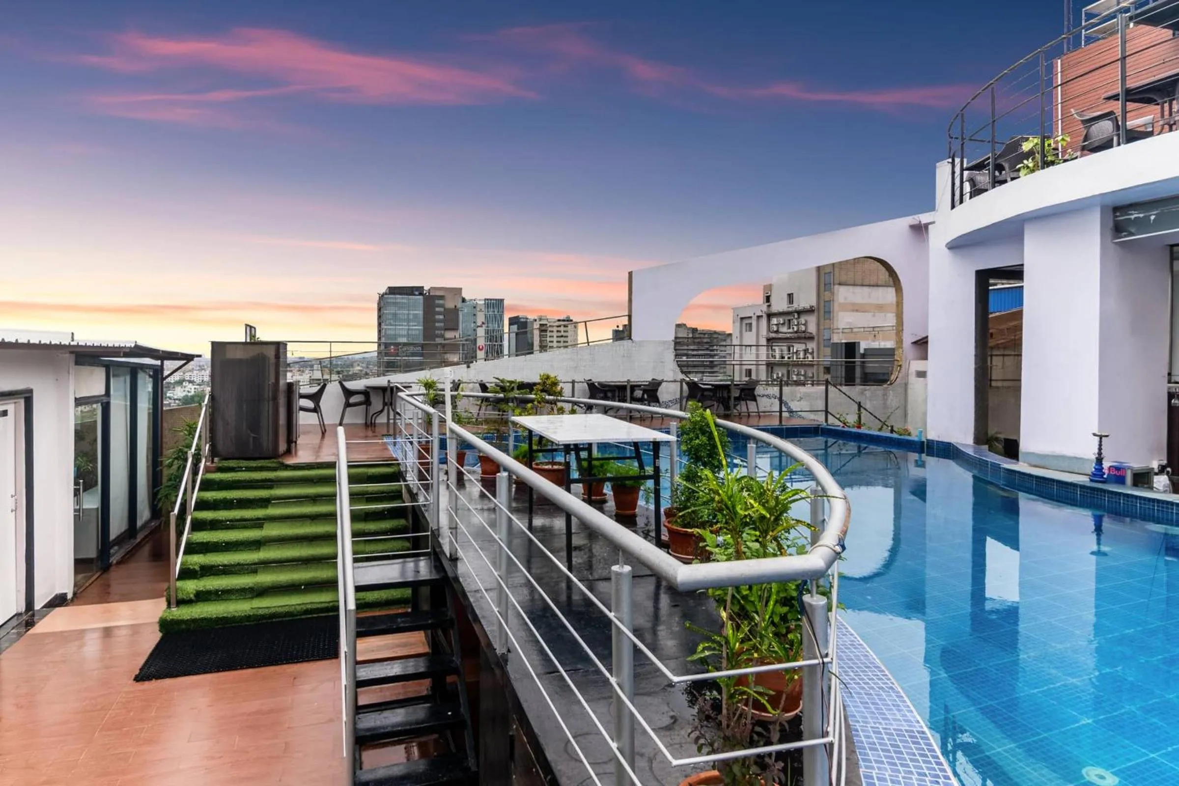 Restaurant/places to eat in Hotel Senses