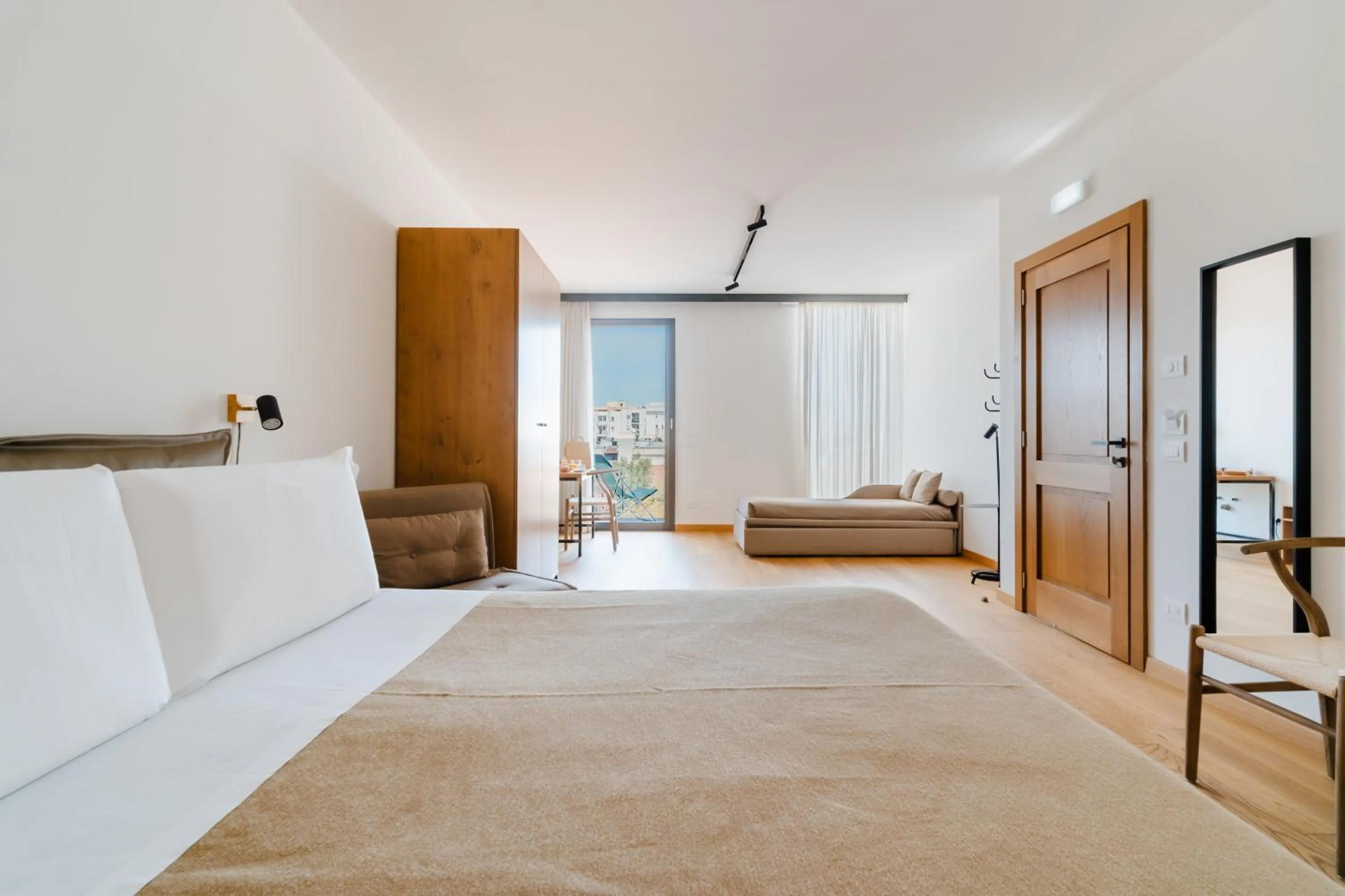 Bedroom, Bed in Glass House - Smart Rooms & Parking