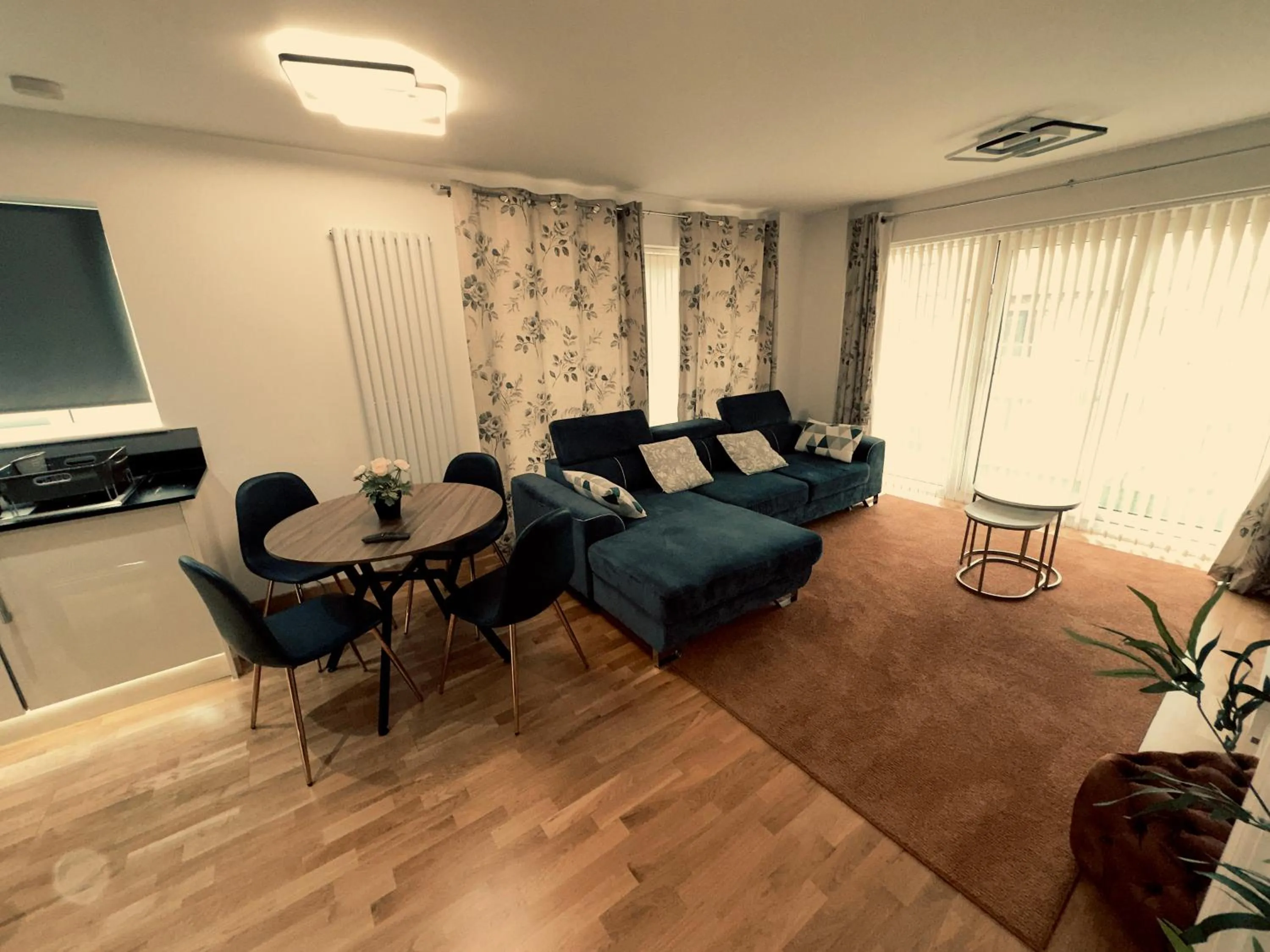 little hideout, Luxury Apartment