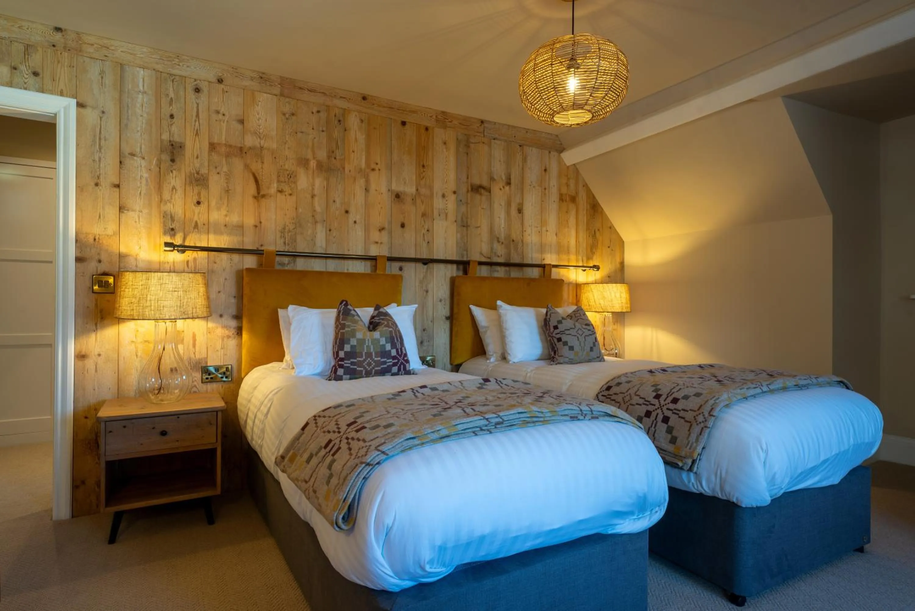 Bedroom, Bed in Duke of Cumberland