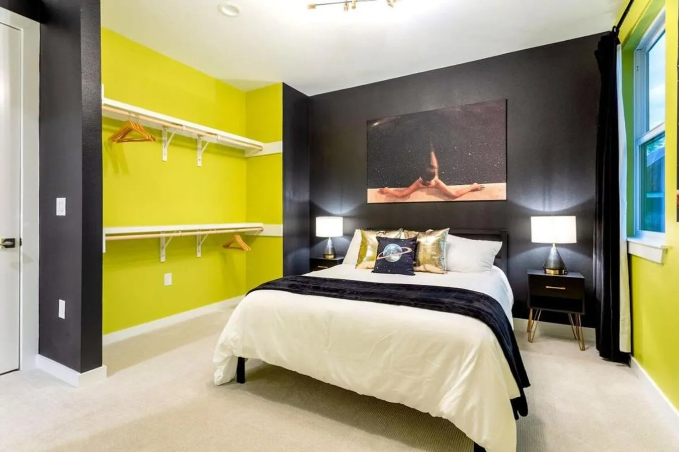 Bed in Massive 10BR Compound - 6 Min to Downtown Austin