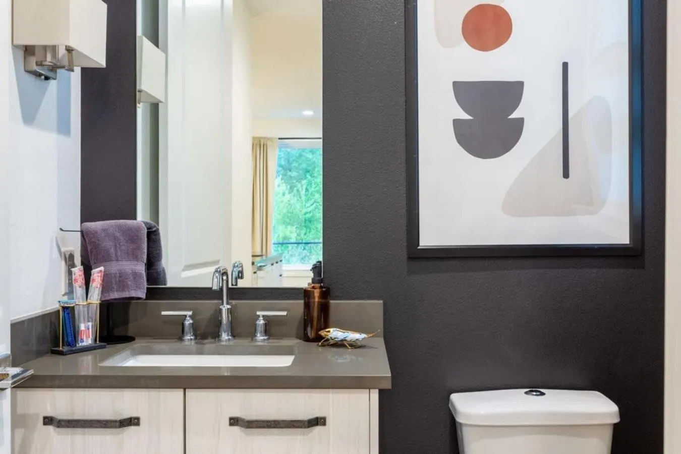 Toilet in Massive 10BR Compound - 6 Min to Downtown Austin