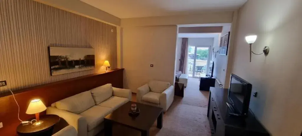 Junior Suite in Hotel Bluebell Junior Suite in Hotel Bluebell