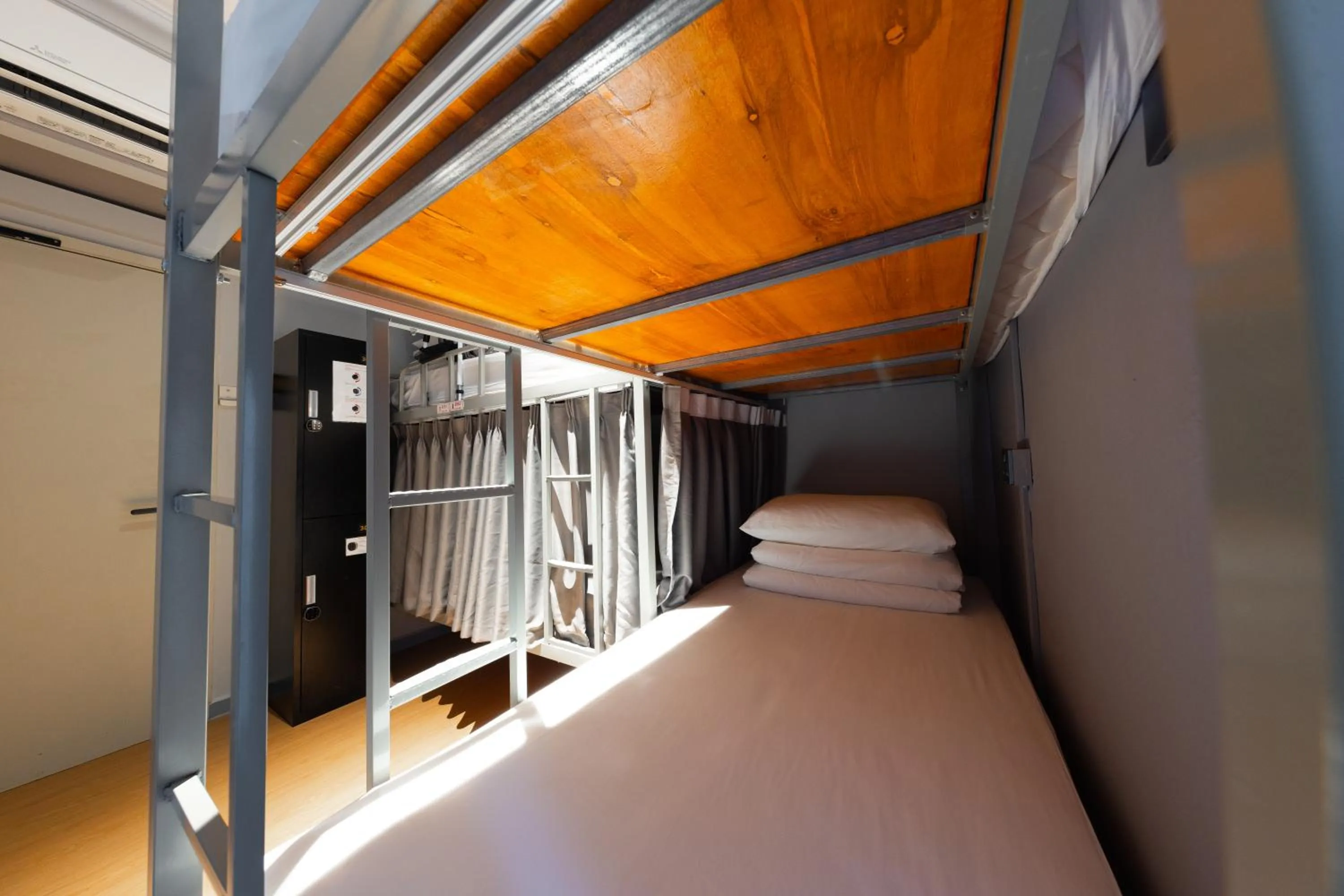 Bed in D'Nova Hotel Kallang