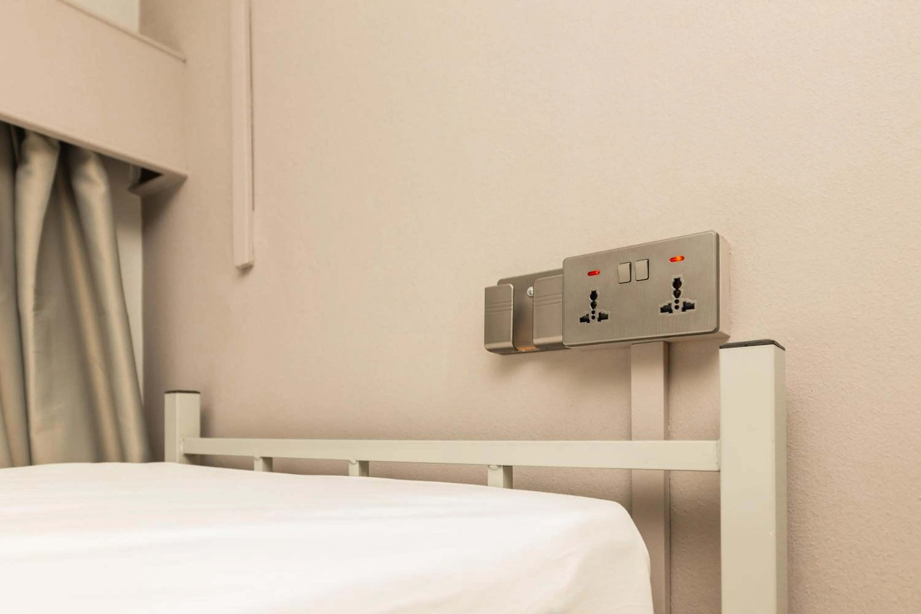 bunk bed, Bed in D'Nova Hotel Kallang