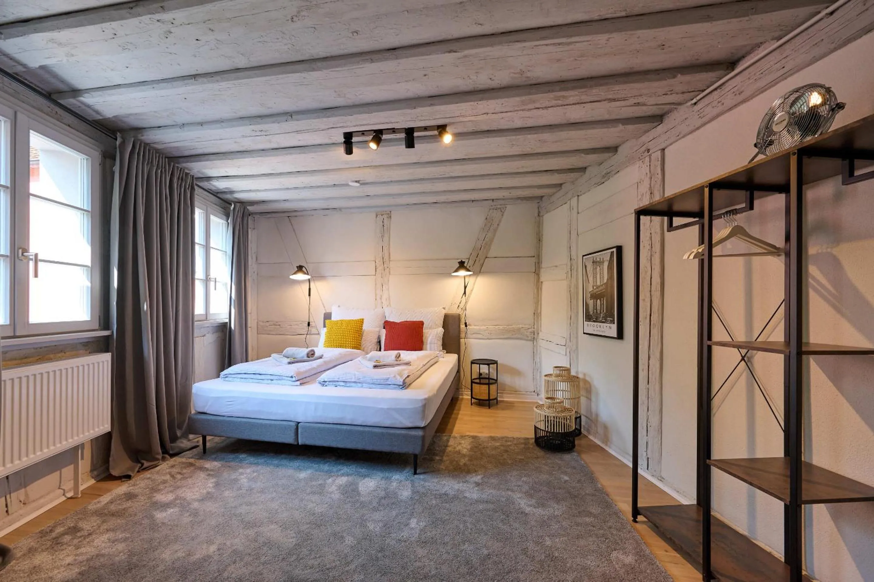 COZY SCHWABACH # frisch renoviertes Fachwerk # 100qm # Modern # Balkon # Netflix