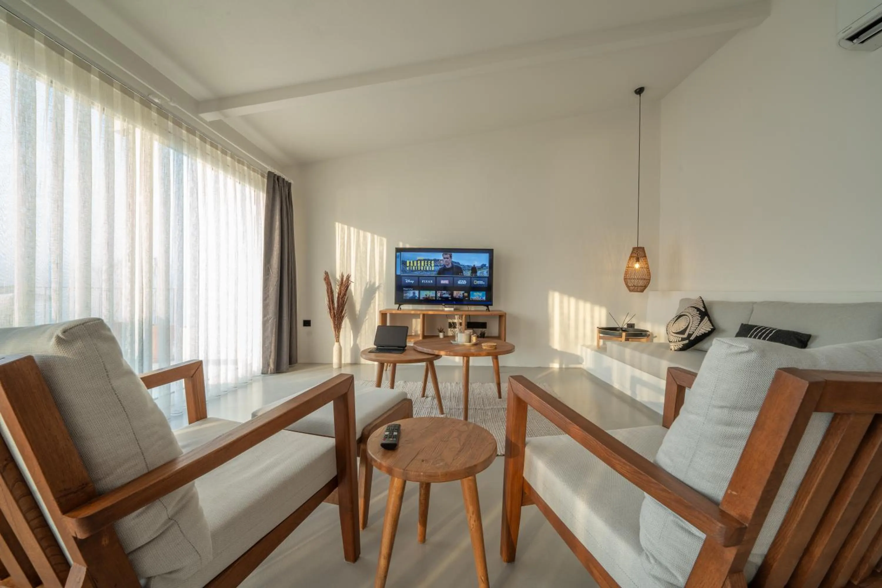 TV and multimedia in Gizz Suites