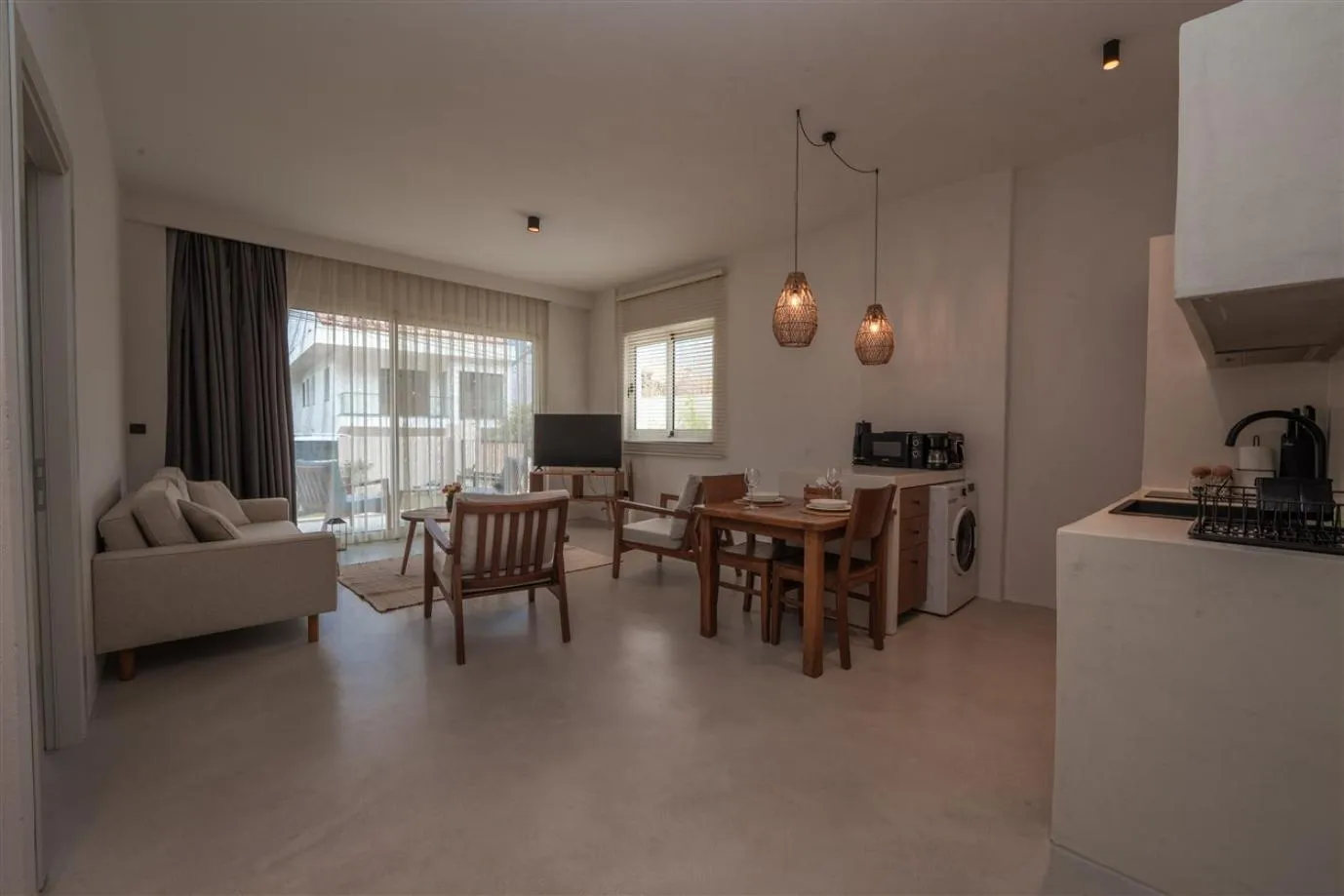 Kitchen or kitchenette in Gizz Suites City