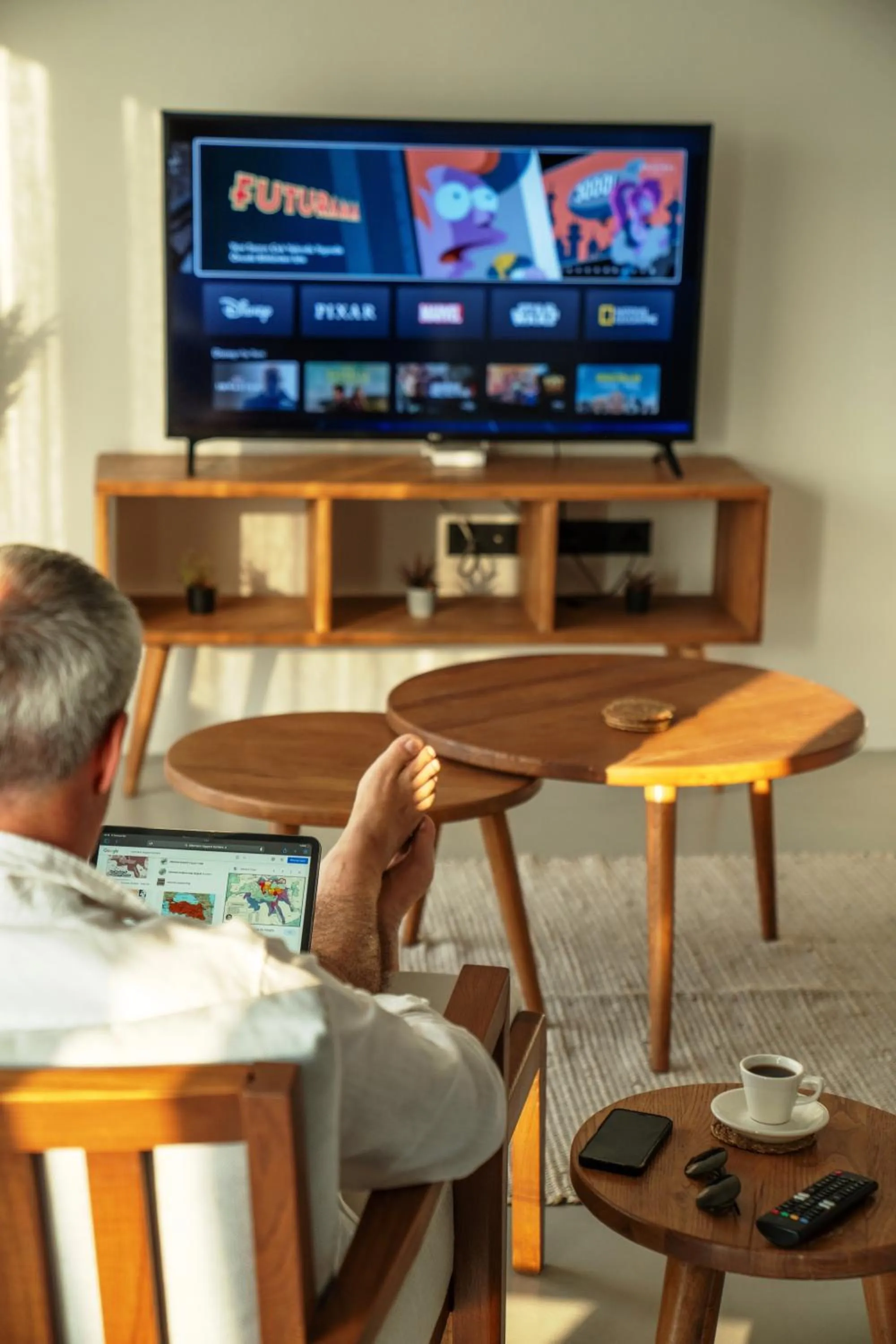 Communal lounge/ TV room in Gizz Suites City