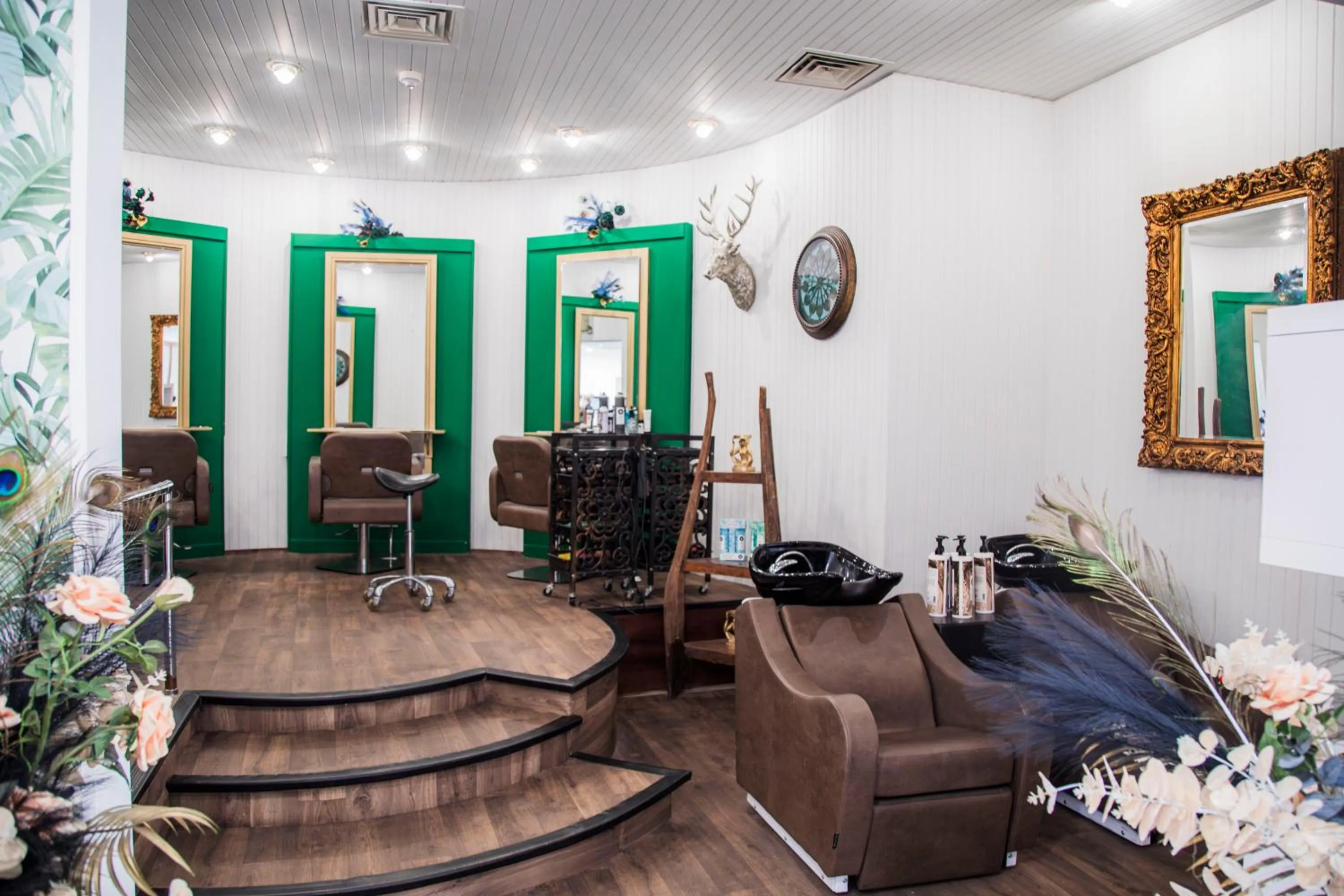 hair dresser in Mercure Hull Grange Park Hotel