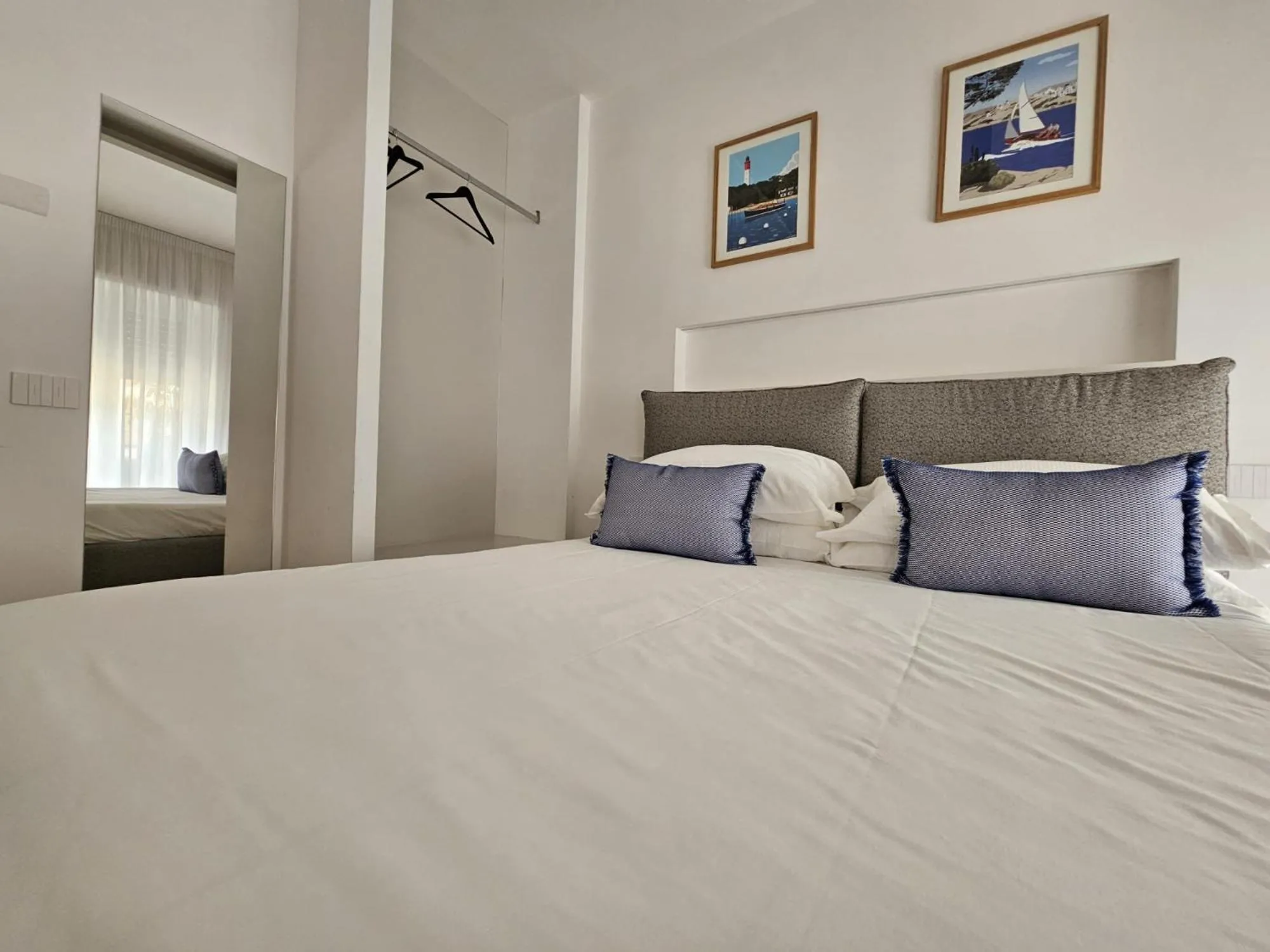 Other, Bed in Be Your Home - Riviera Suites