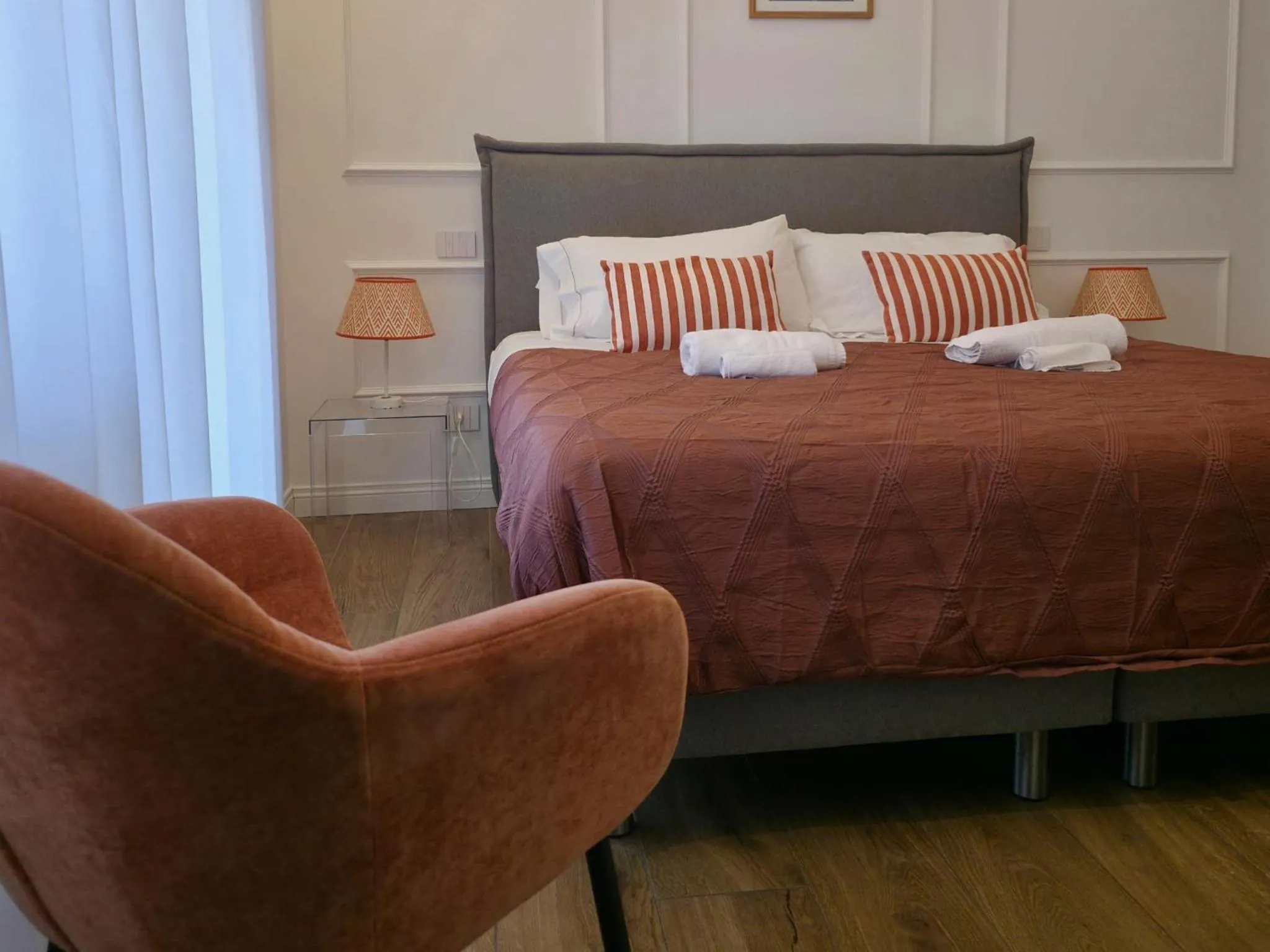 Other, Bed in Be Your Home - Riviera Suites