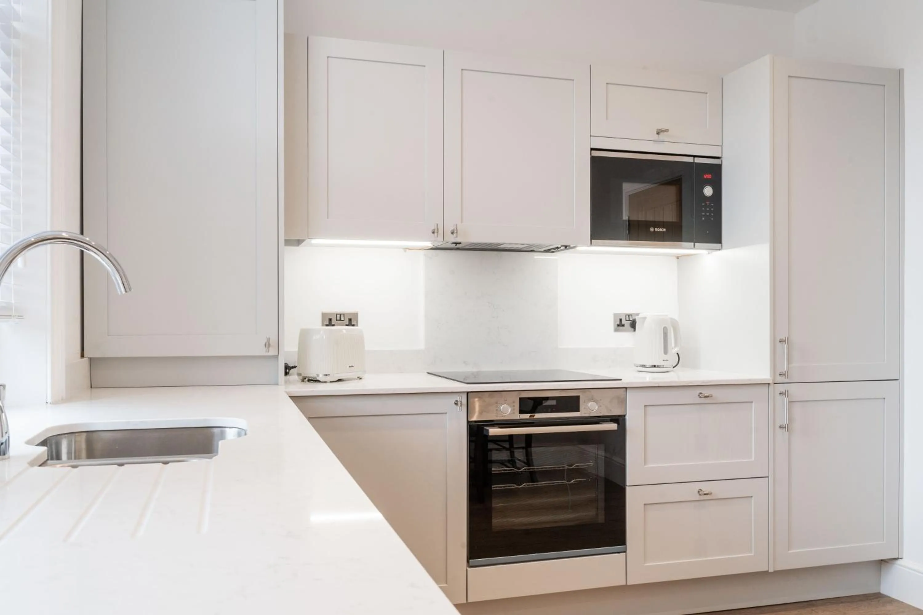 Kitchen or kitchenette in 8 The Quadrant Luxury Apartments - Hoylake