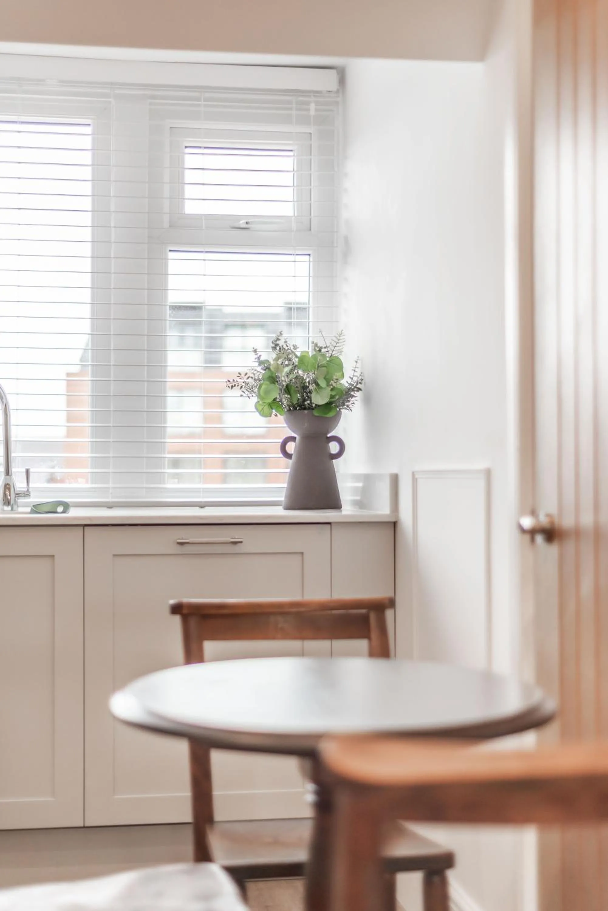 Dining area in 8 The Quadrant Luxury Apartments - Hoylake