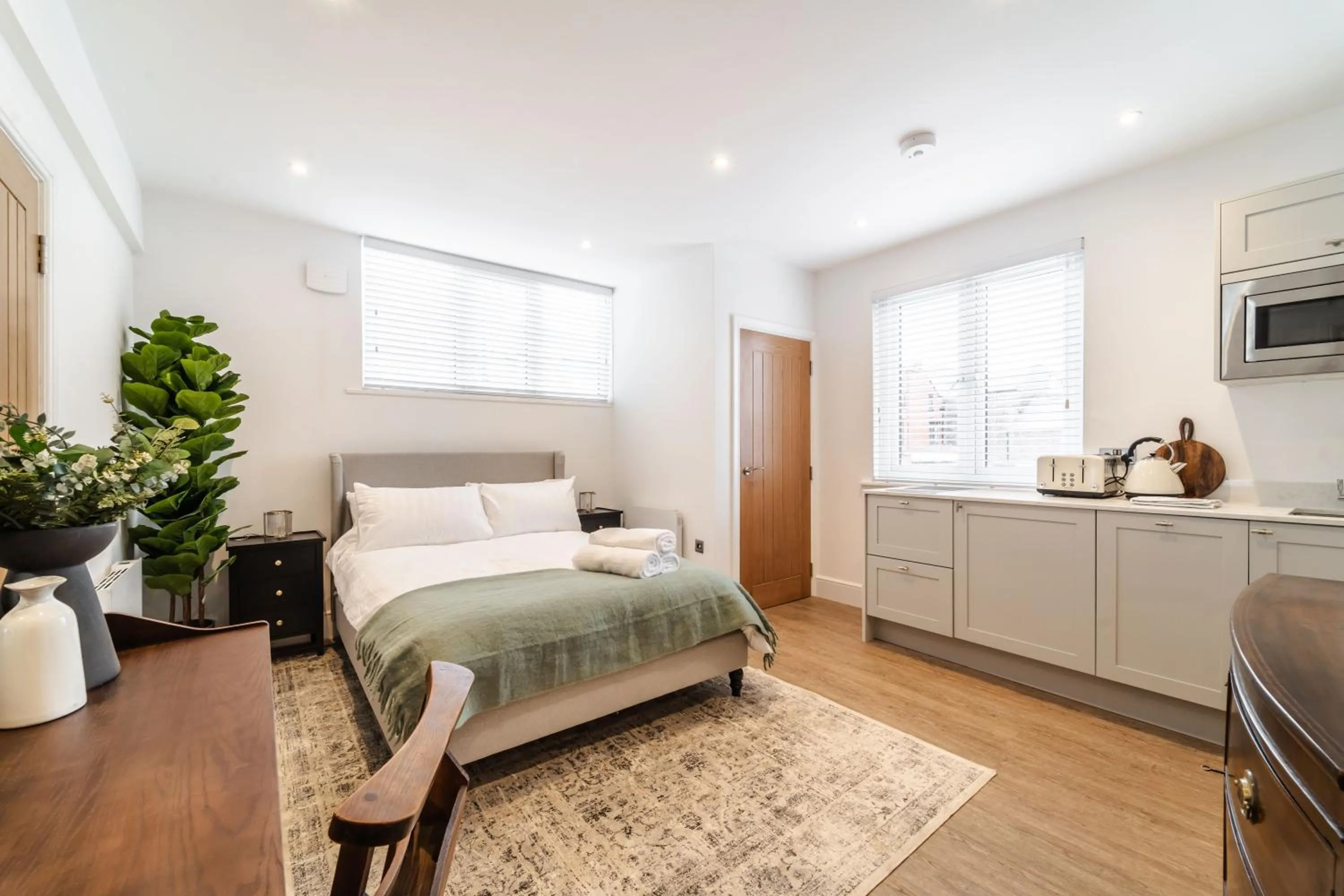 Bed in 8 The Quadrant Luxury Apartments - Hoylake