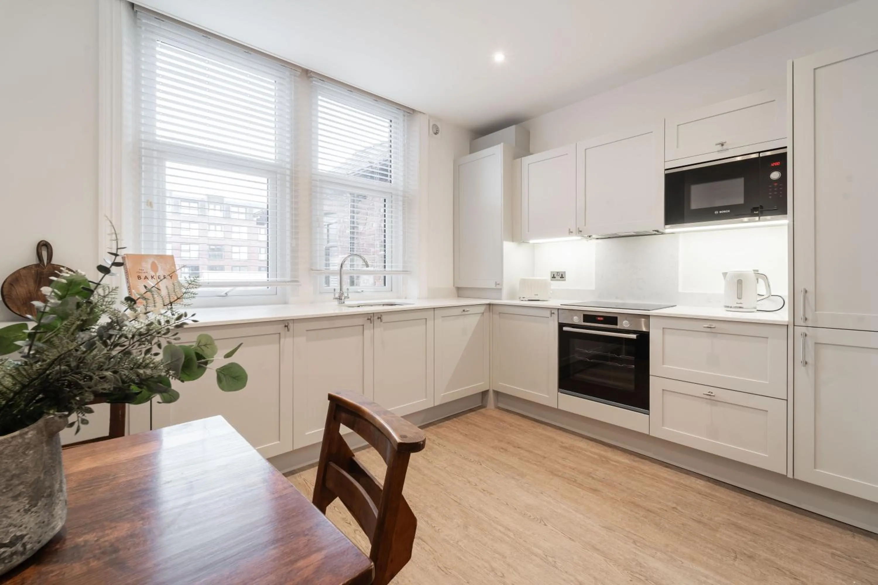Kitchen or kitchenette in 8 The Quadrant Luxury Apartments - Hoylake