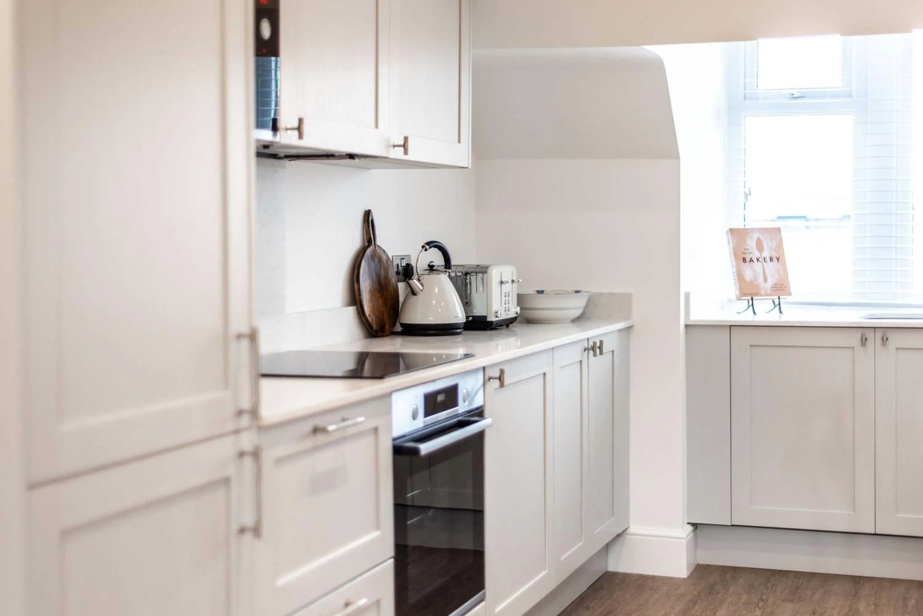 Coffee/tea facilities in 8 The Quadrant Luxury Apartments - Hoylake